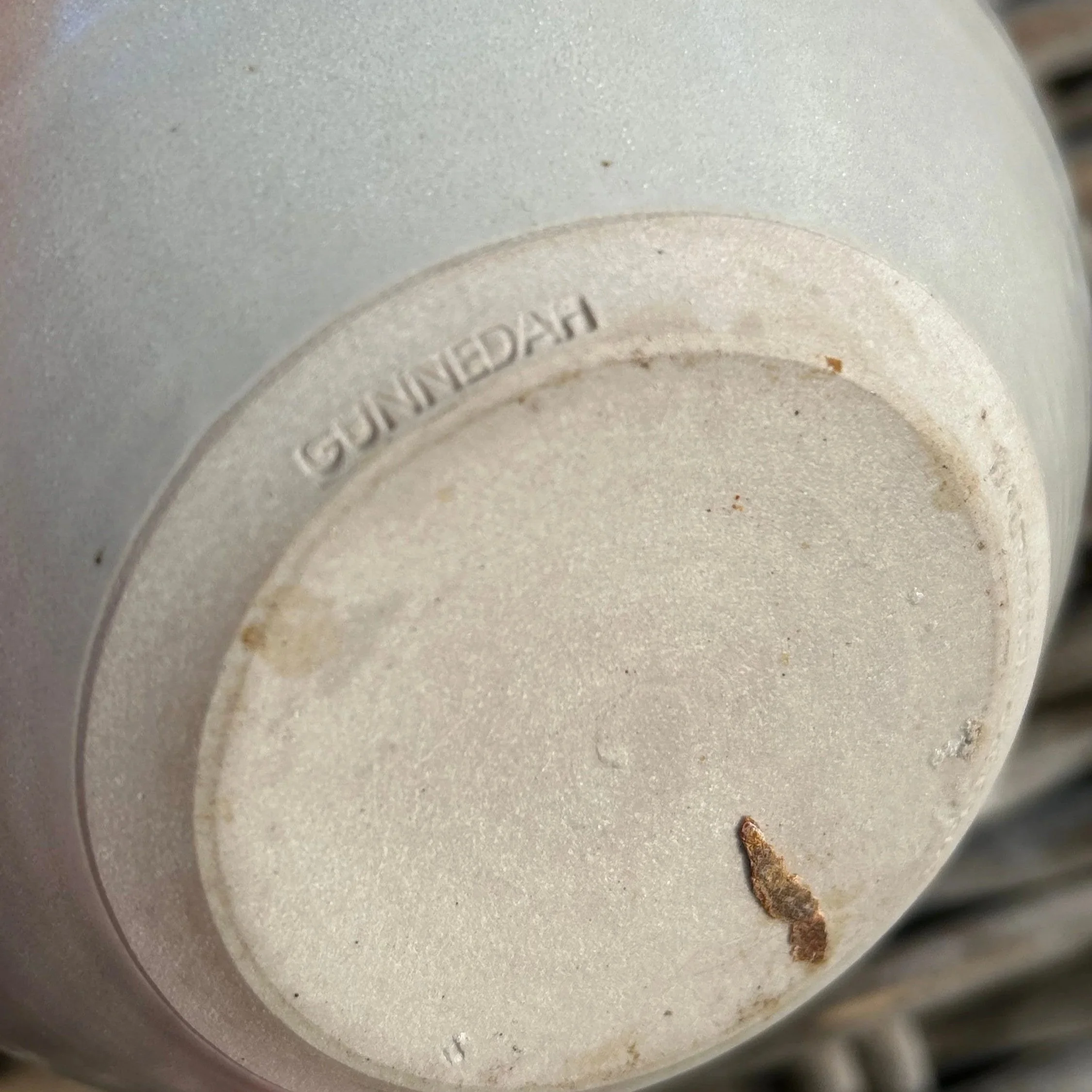 Alternate view of base showing “Gunnedah” pottery mark