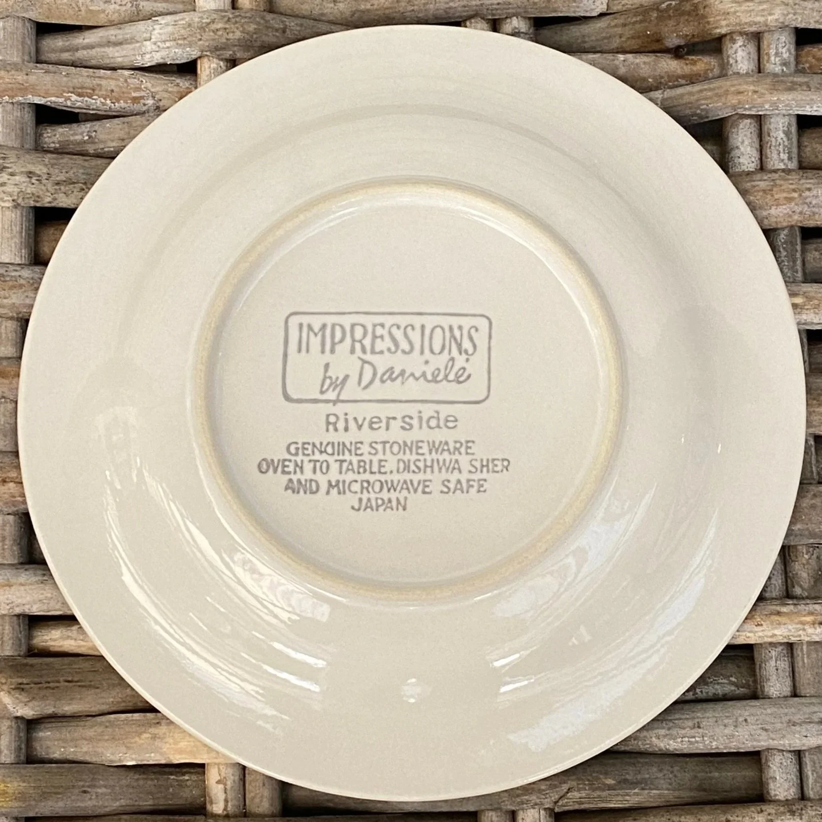 Maker’s mark on the back – Impressions by Daniele “Riverside”, made in Japan