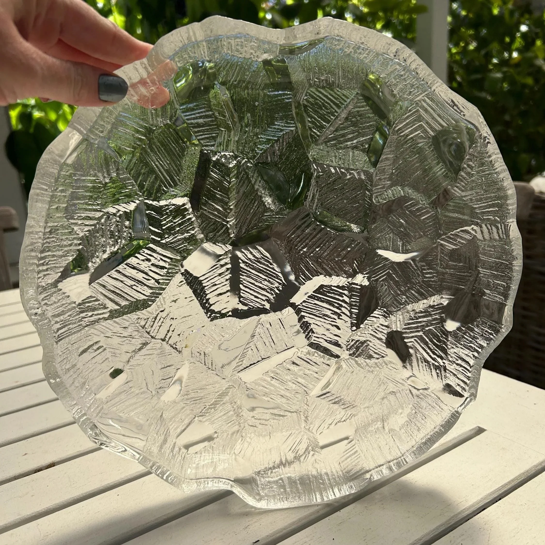 Overhead view showing full iceberg-style pattern