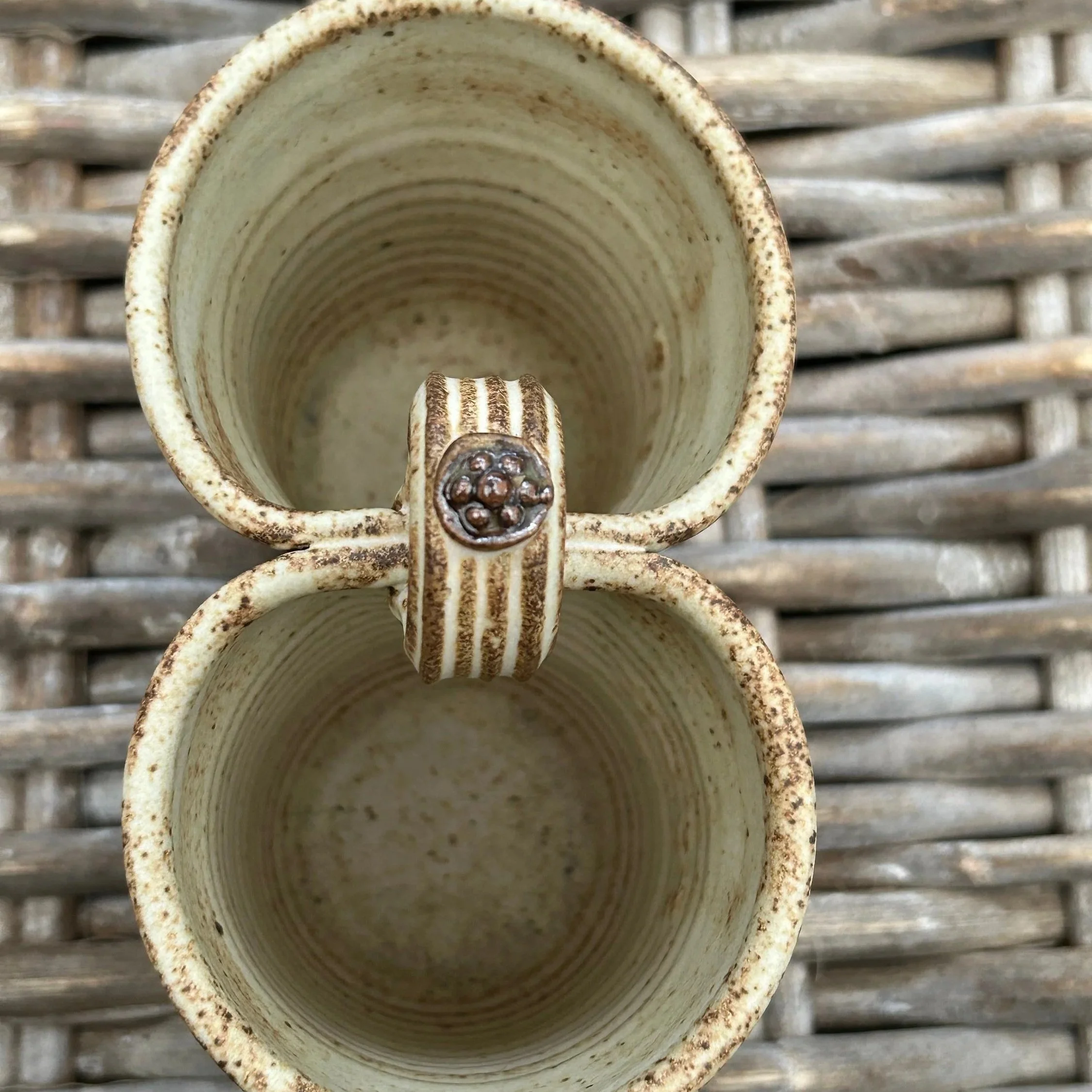 Overhead view showing the two compartments and interior rings