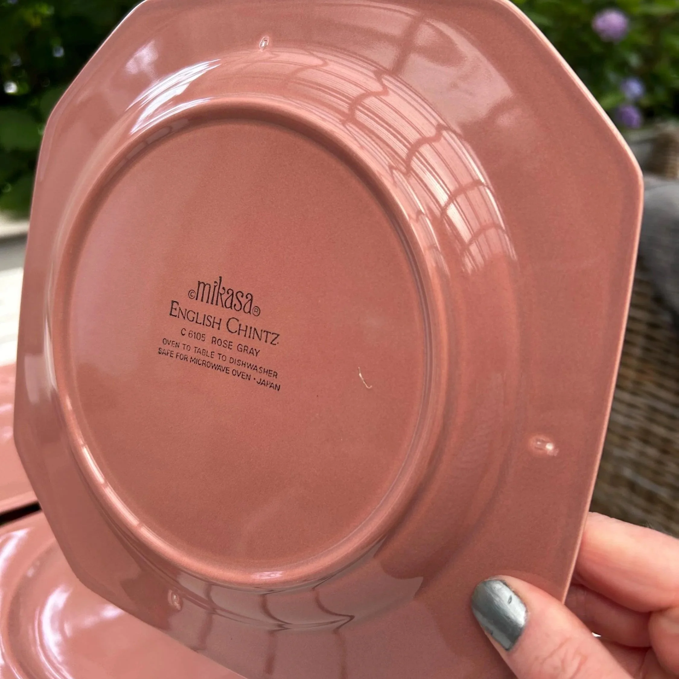 Base stamp showing Mikasa English Chintz C6105 mark