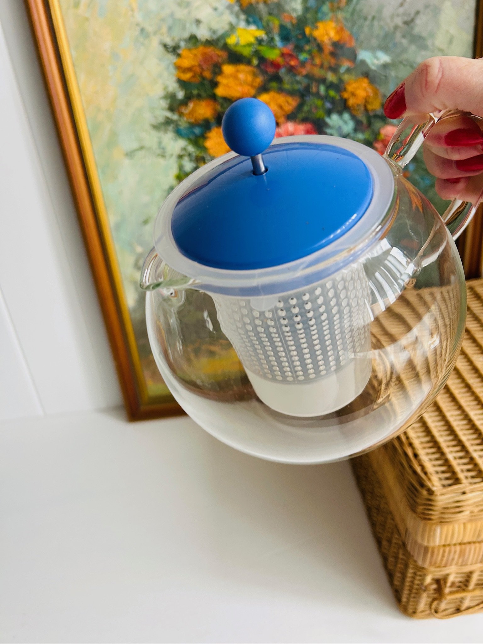 bodum-assam-glass-teapot-tea-infuser-blue-lid-12.jpg