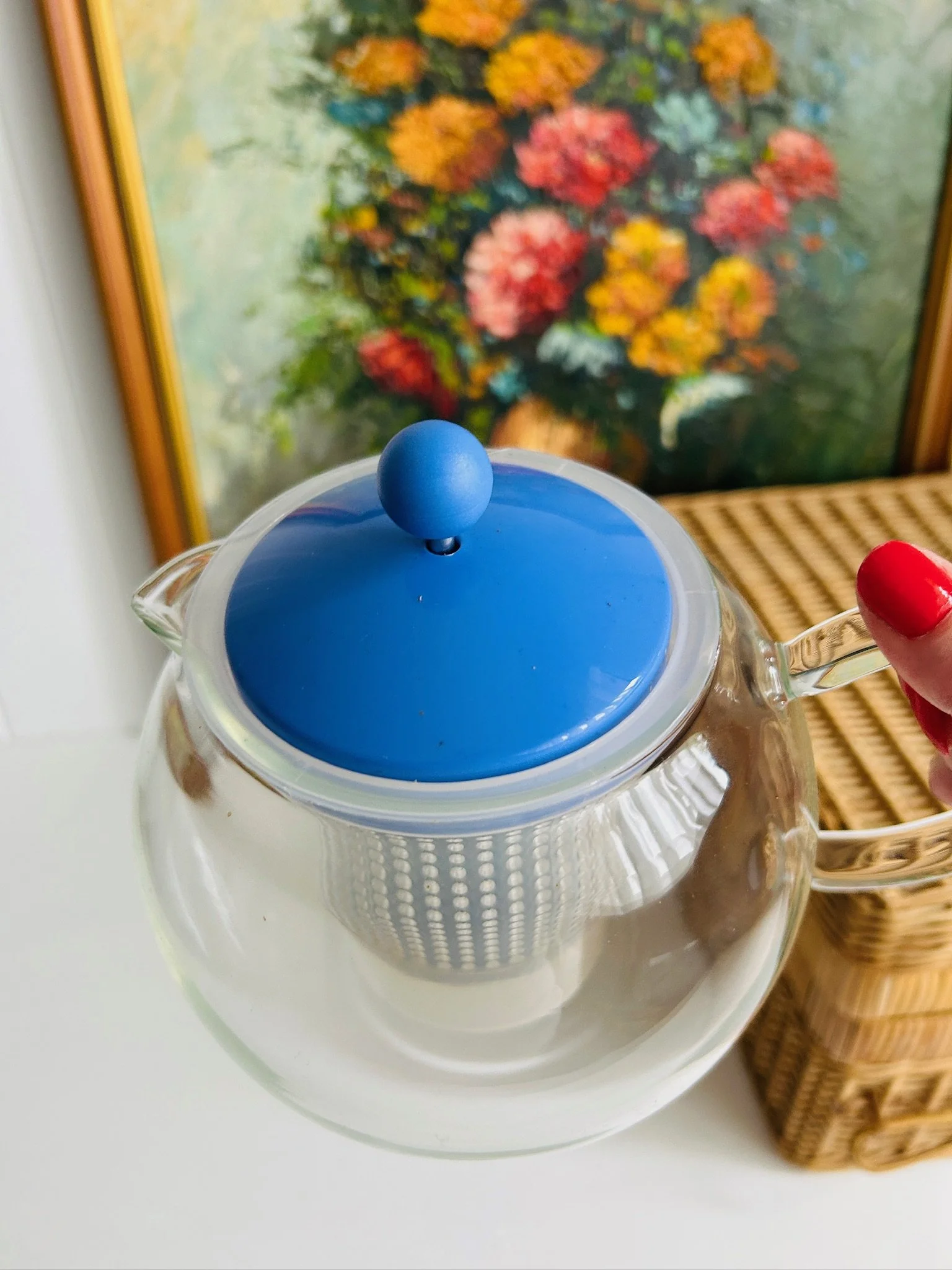 bodum-assam-glass-teapot-tea-infuser-blue-lid-07.jpg