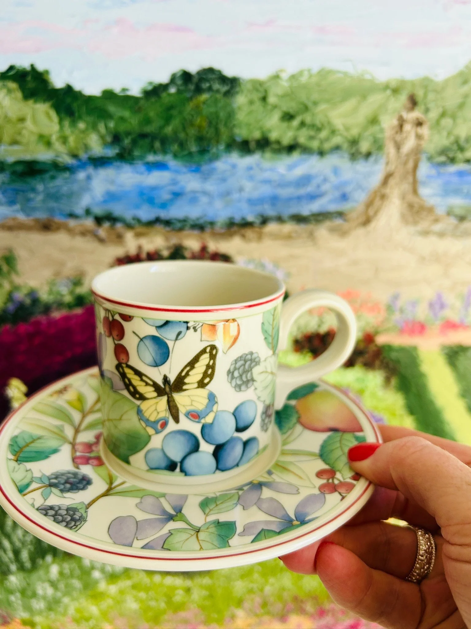 villeroy-boch-catalina-cup-saucer--cup-side-view.jpg