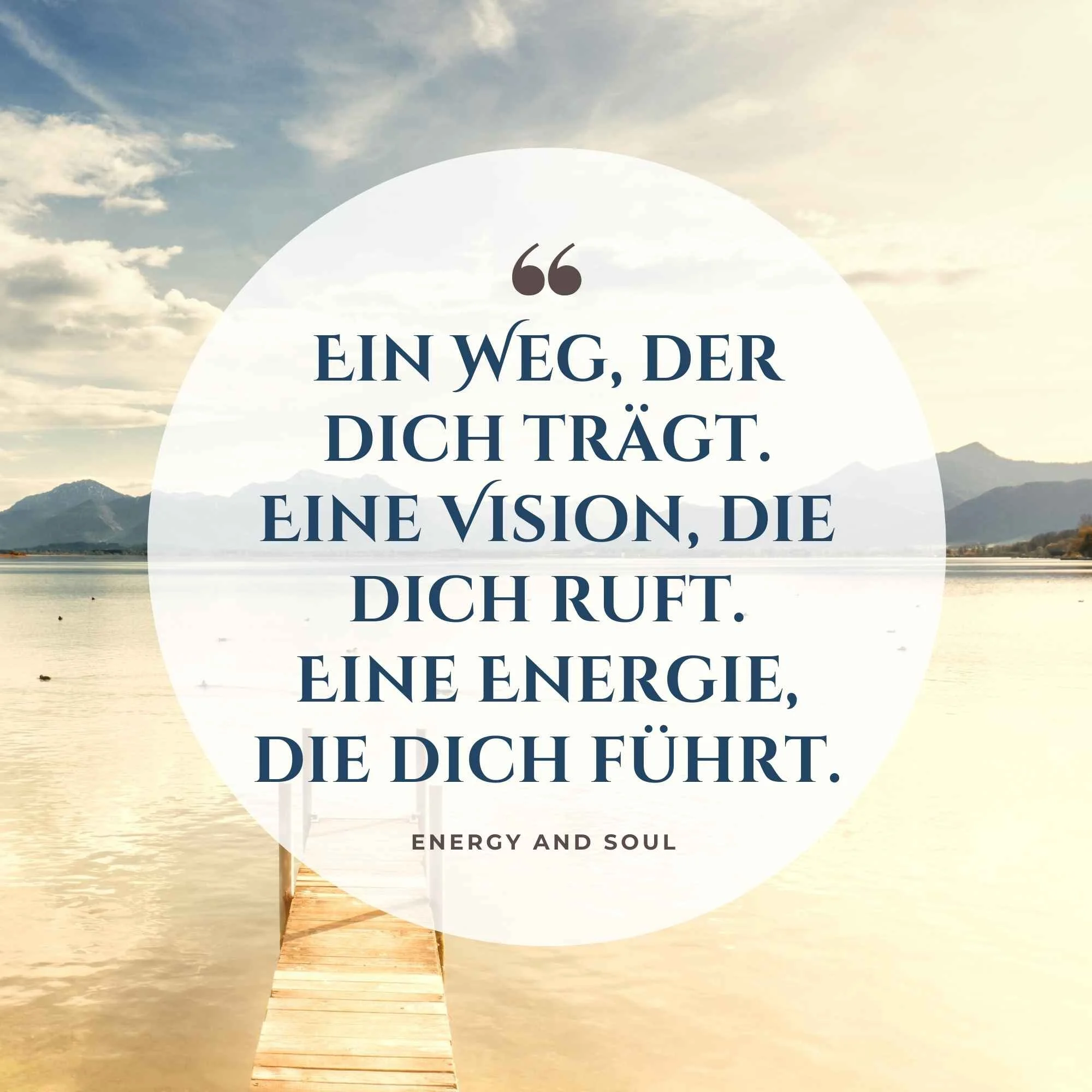 TExy auf einem Bild mit Steg: Ein Weg der dich trägt. Eine Vision, die dich ruft. Eine Energie die dich führt.