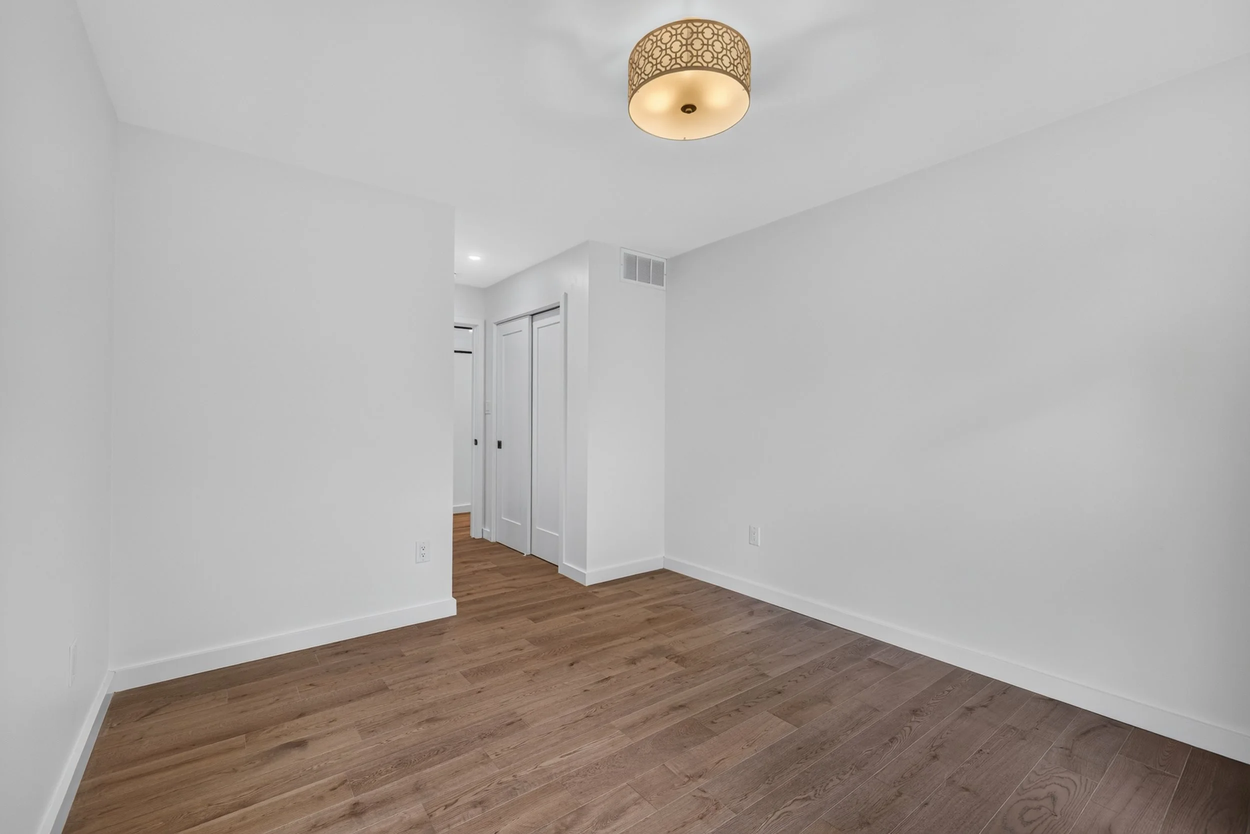 58 152 St Andrews St N.jpg