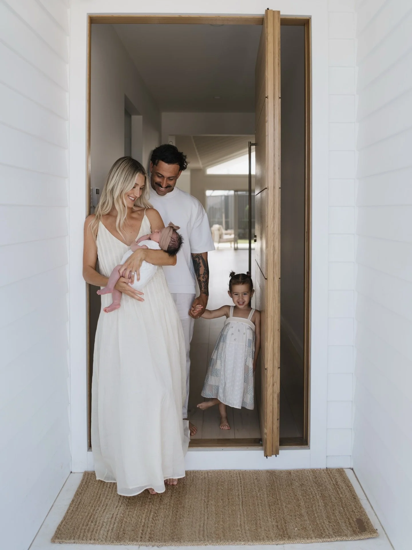 Home with their newest little love, Pippa 🤎