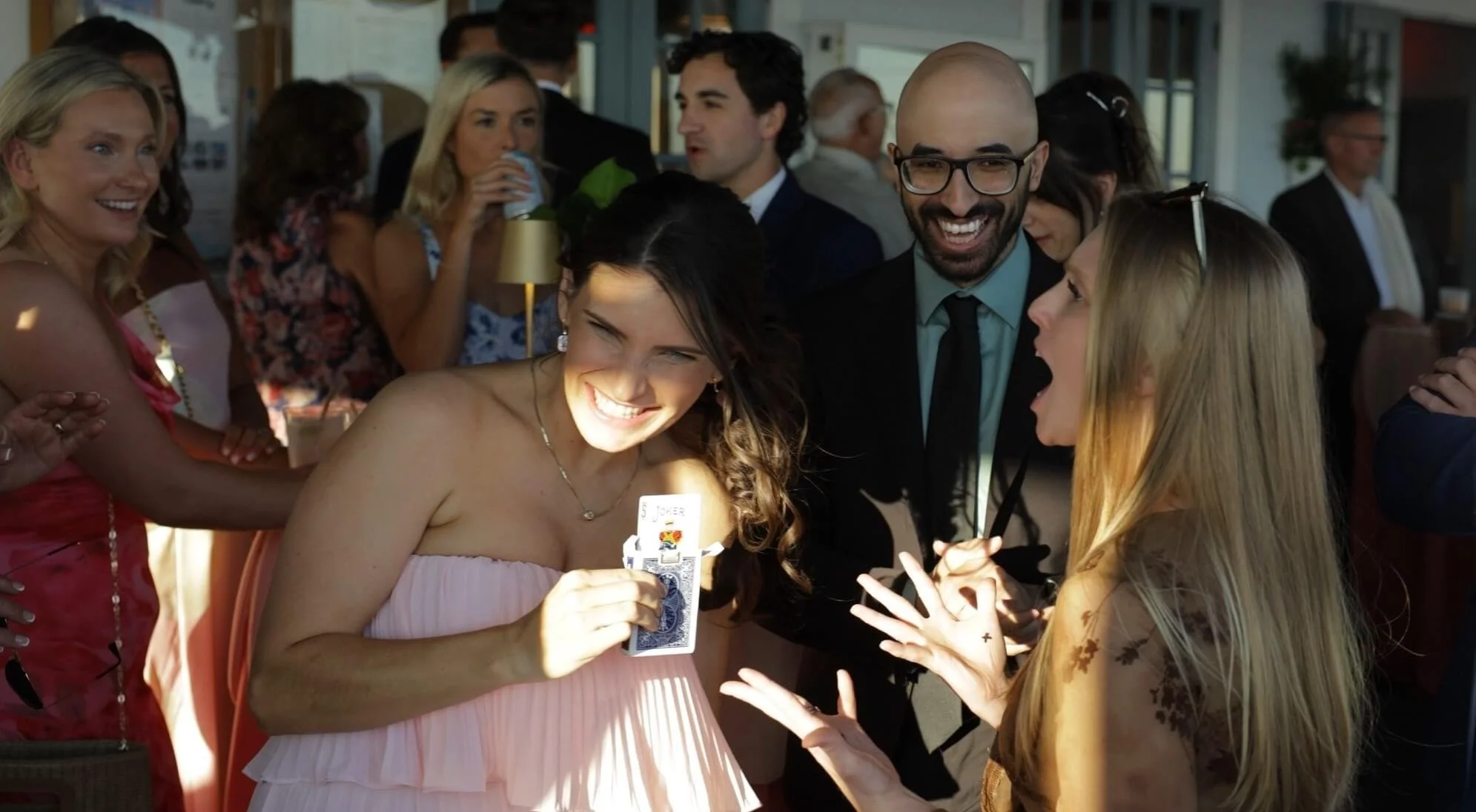 massachusetts_wedding_magician_tarek_zawi_performing_magic_at_weding.jpg