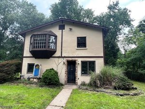 Buying a Fixer Upper vs Move In Ready in Wayne NJ