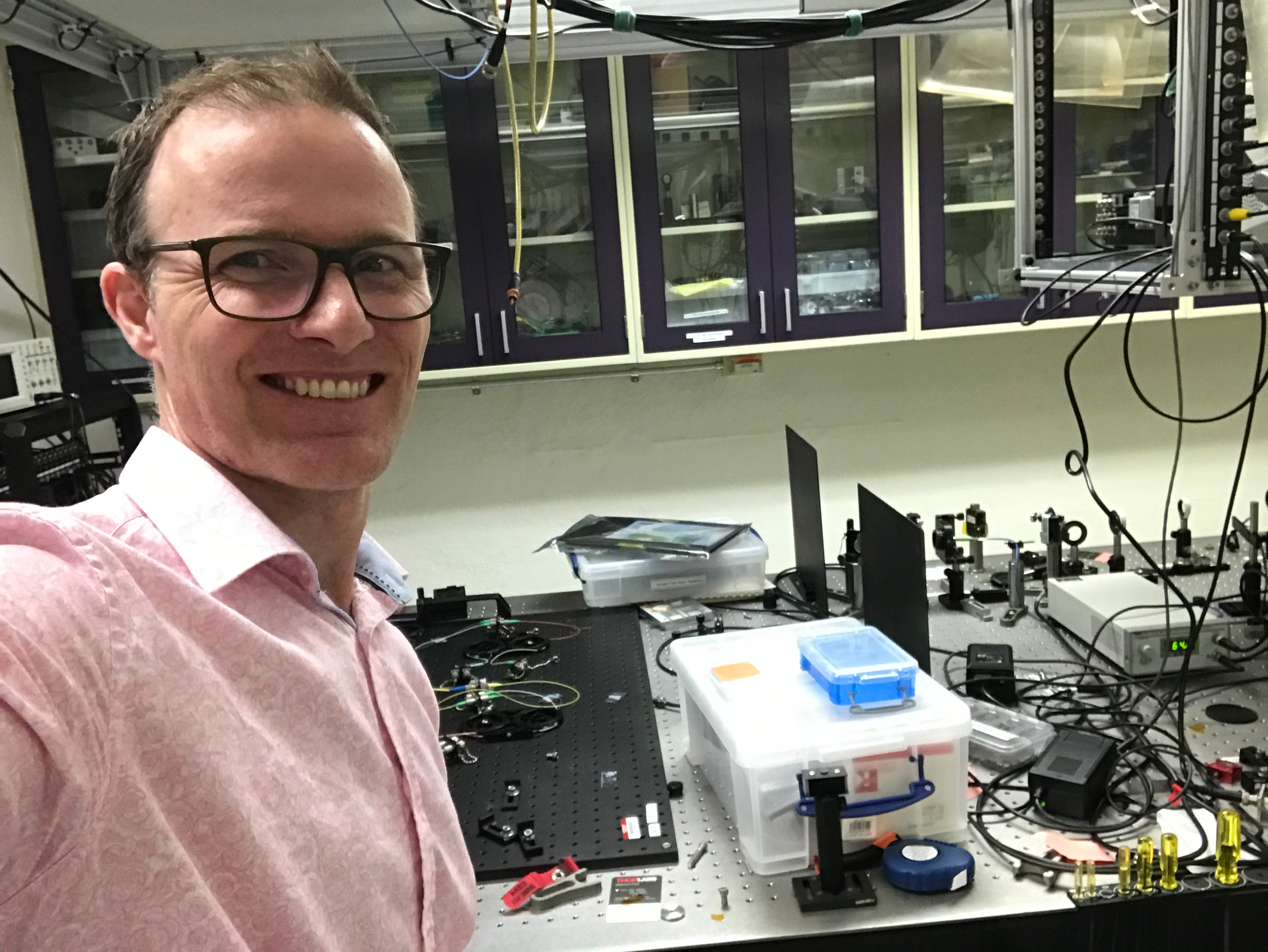Moving the fiber-stabilization setup to a new lab