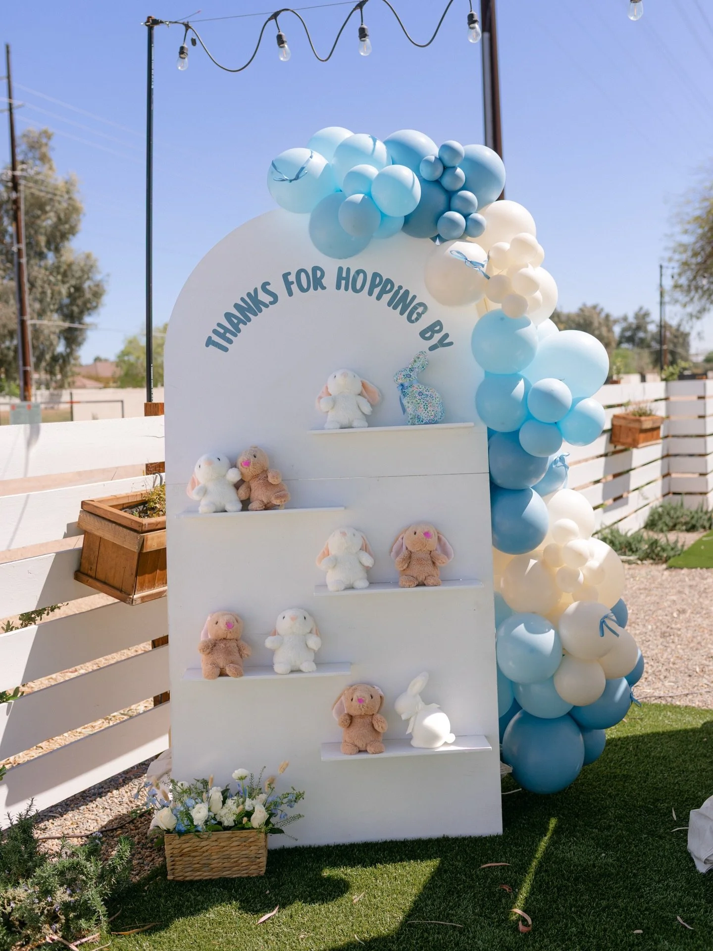 Easter, but make it elevated 🐣✨ 

Style your celebration with our display wall &amp; cake stand &mdash; simple details, big impact. 

Book now for your event.

#azrentals #phoenixevents #azeventrentals #azplanner #azmoms