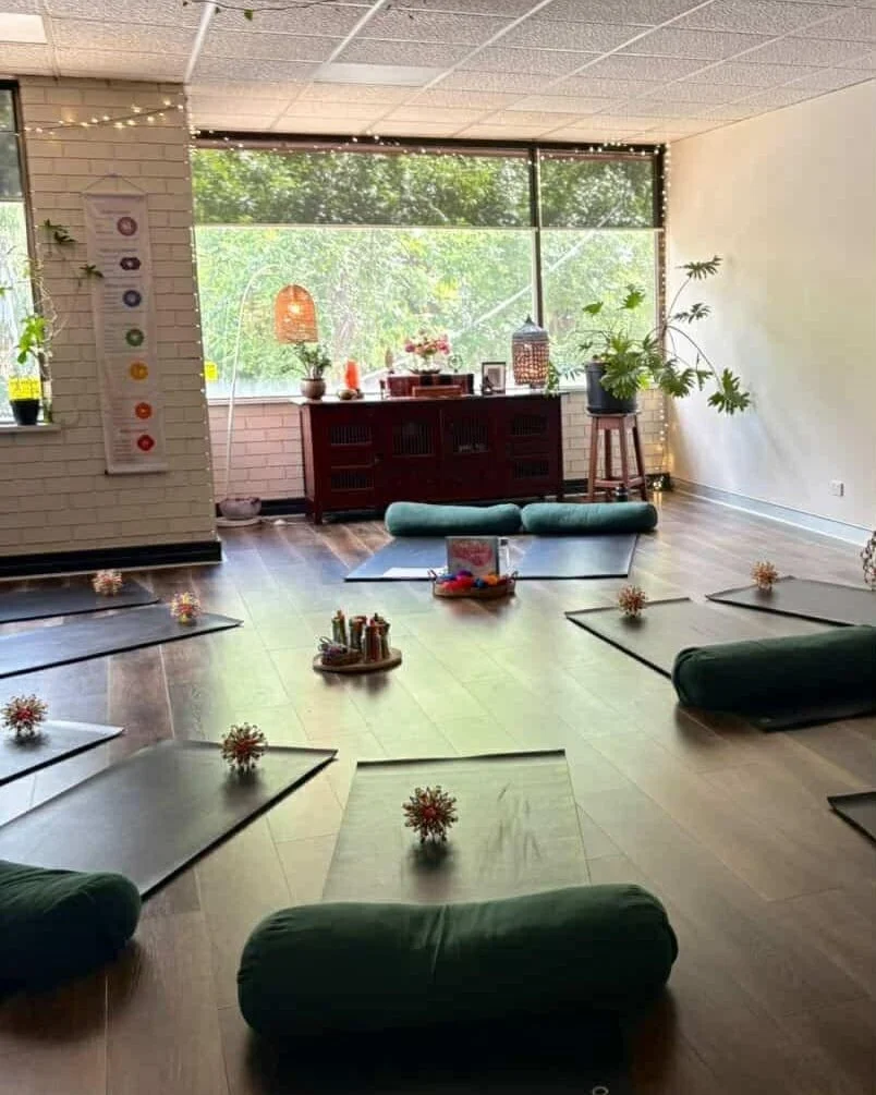 🌿 Mini &amp; Me Connection Session &ndash; Sunday, 7th December

There is something truly special about slowing down beside your child &mdash; breathing, moving, and rediscovering the simple joy of being present together.

Our next Mini &amp; Me Con
