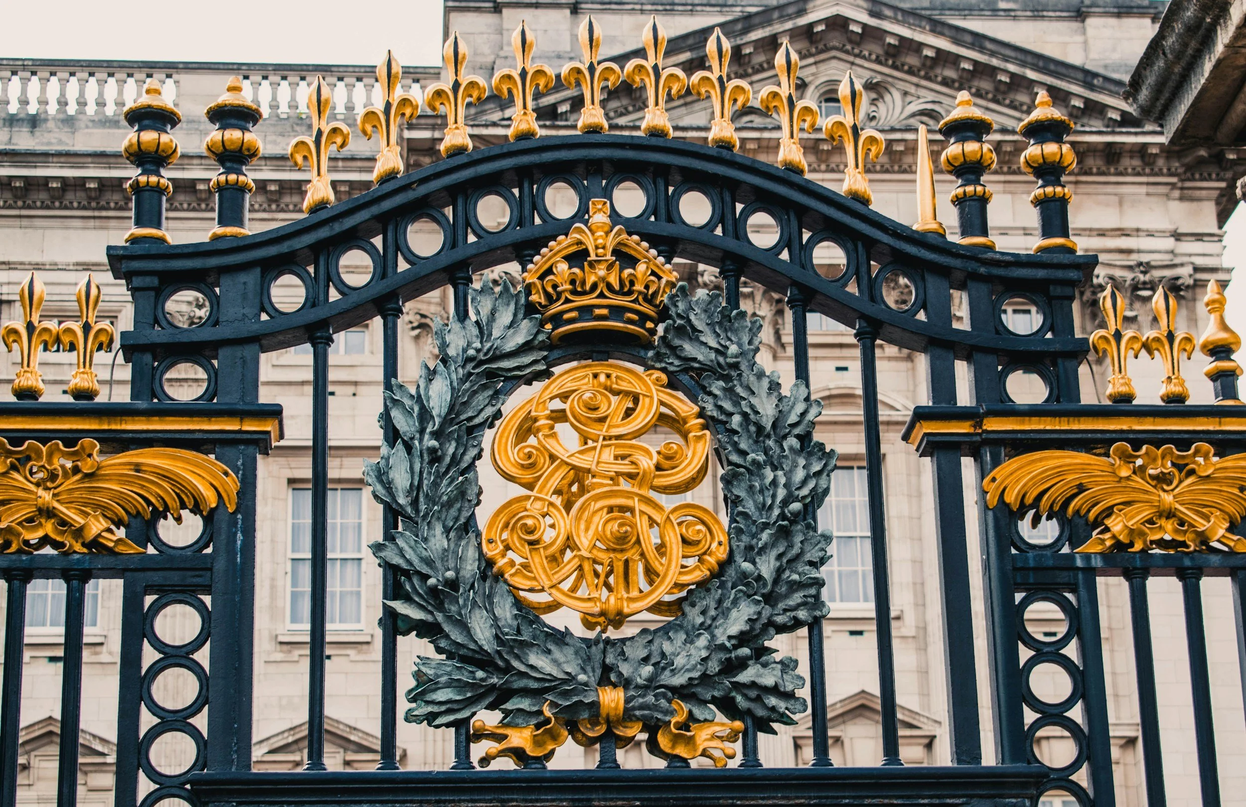 Royal Residences in London (And Which Ones You Can Visit)