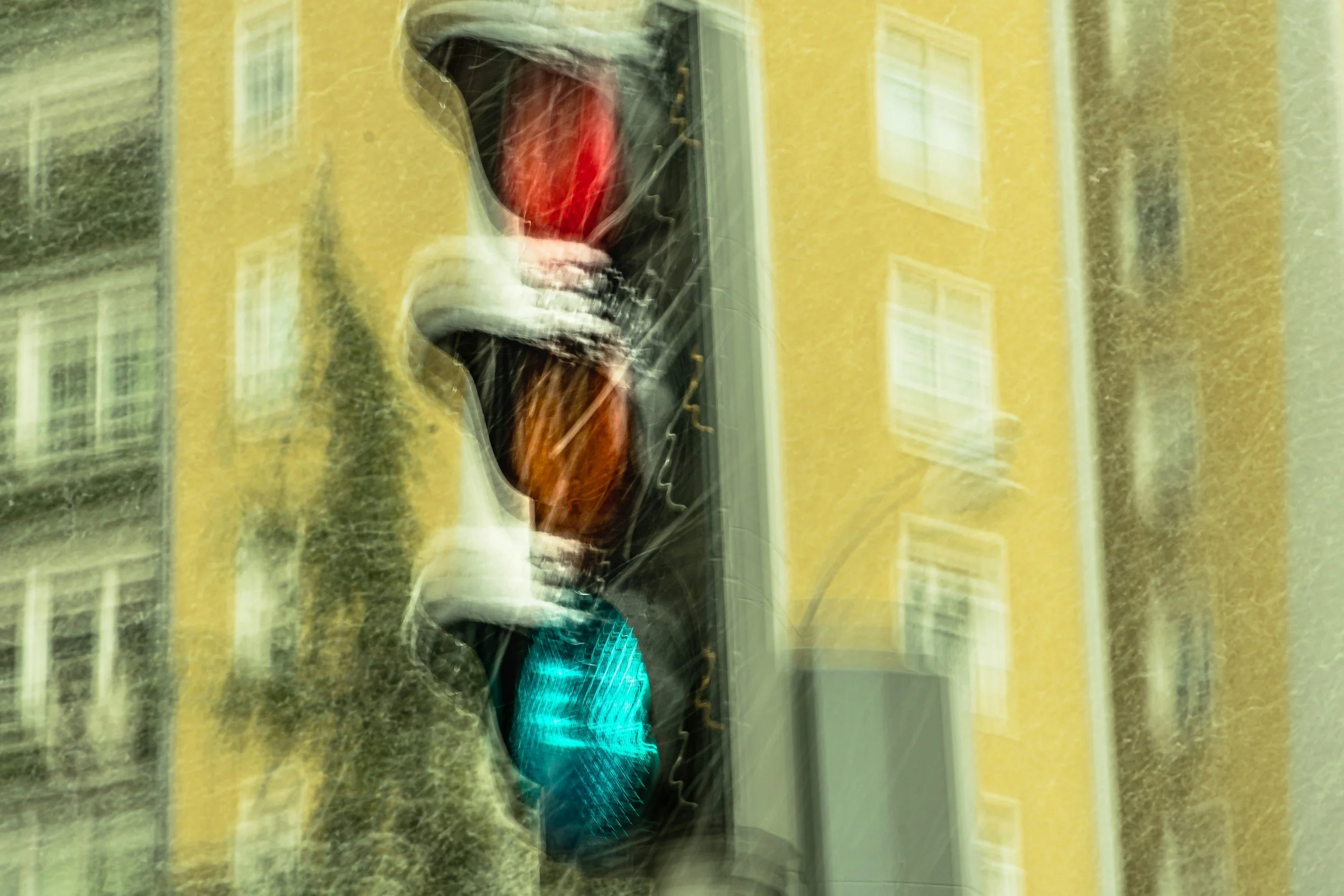 The Tiny Traffic Lights That Nobody Notices