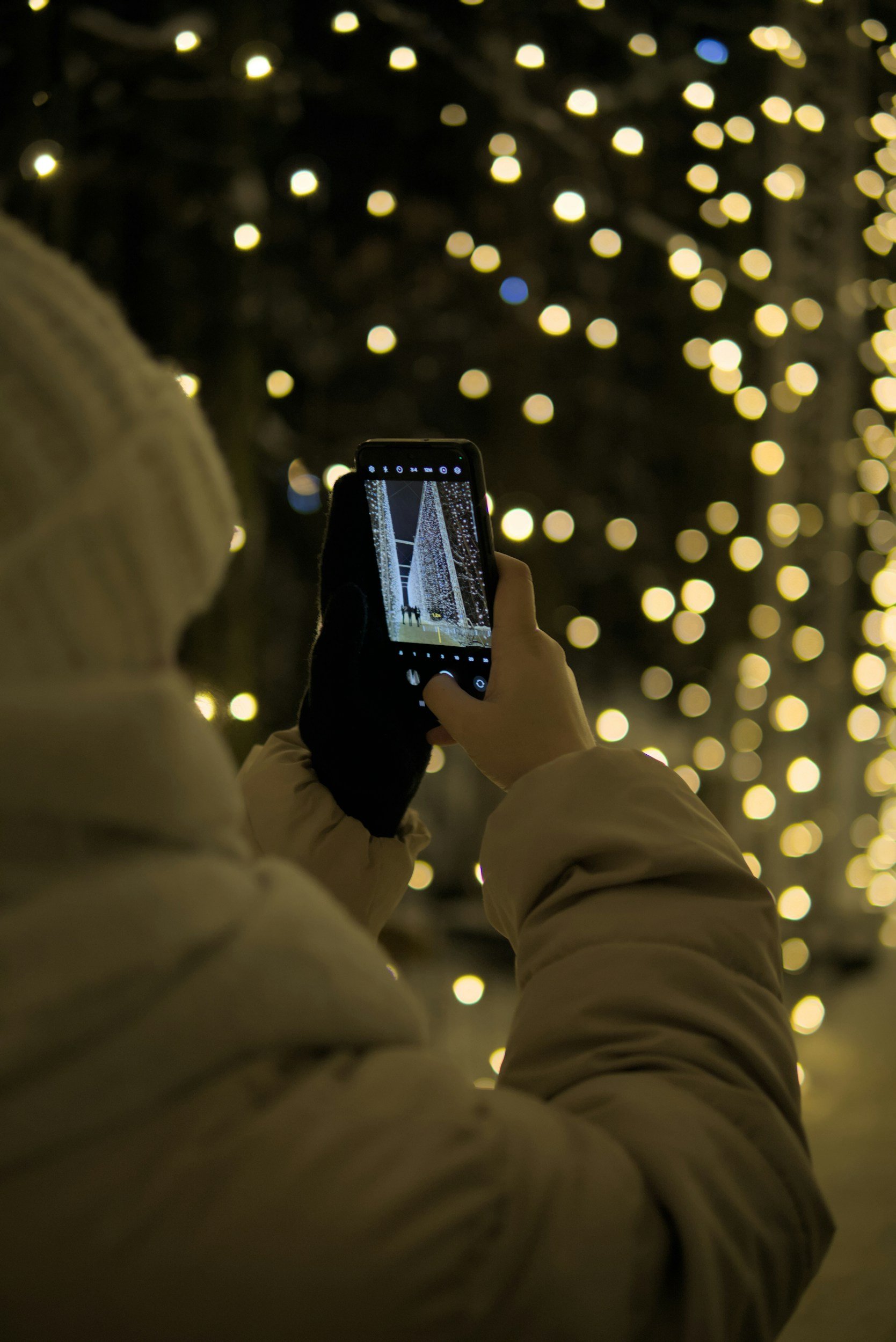 London’s Most Instagrammed Christmas Moments And the Real Stories Behind Them