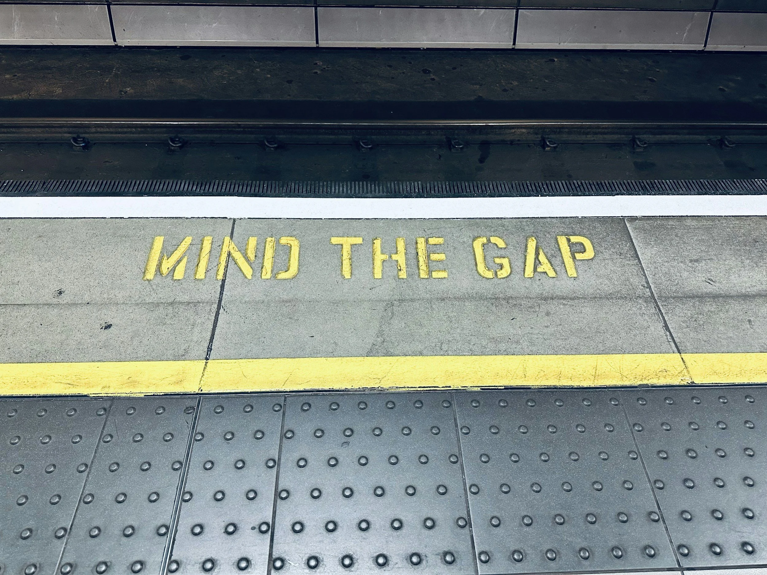 Why You Hear “Mind the Gap” in London The Real Story Behind the Underground Announcement