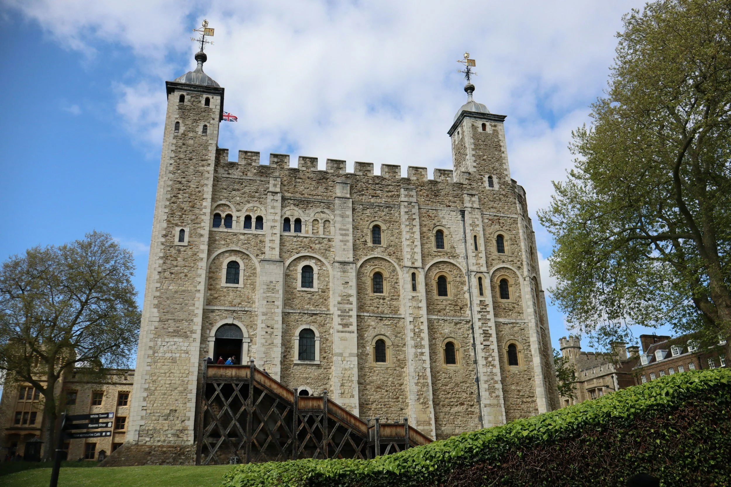The Hidden Prison Cells Inside the Tower of London You Never See (And the Stories They Hold)