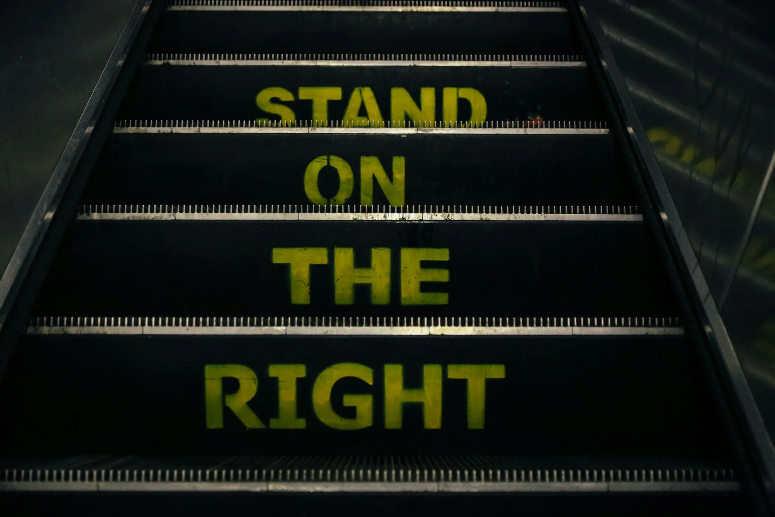 Why Do People Stand on the Right on Escalators in London? (And Why It Actually Matters)