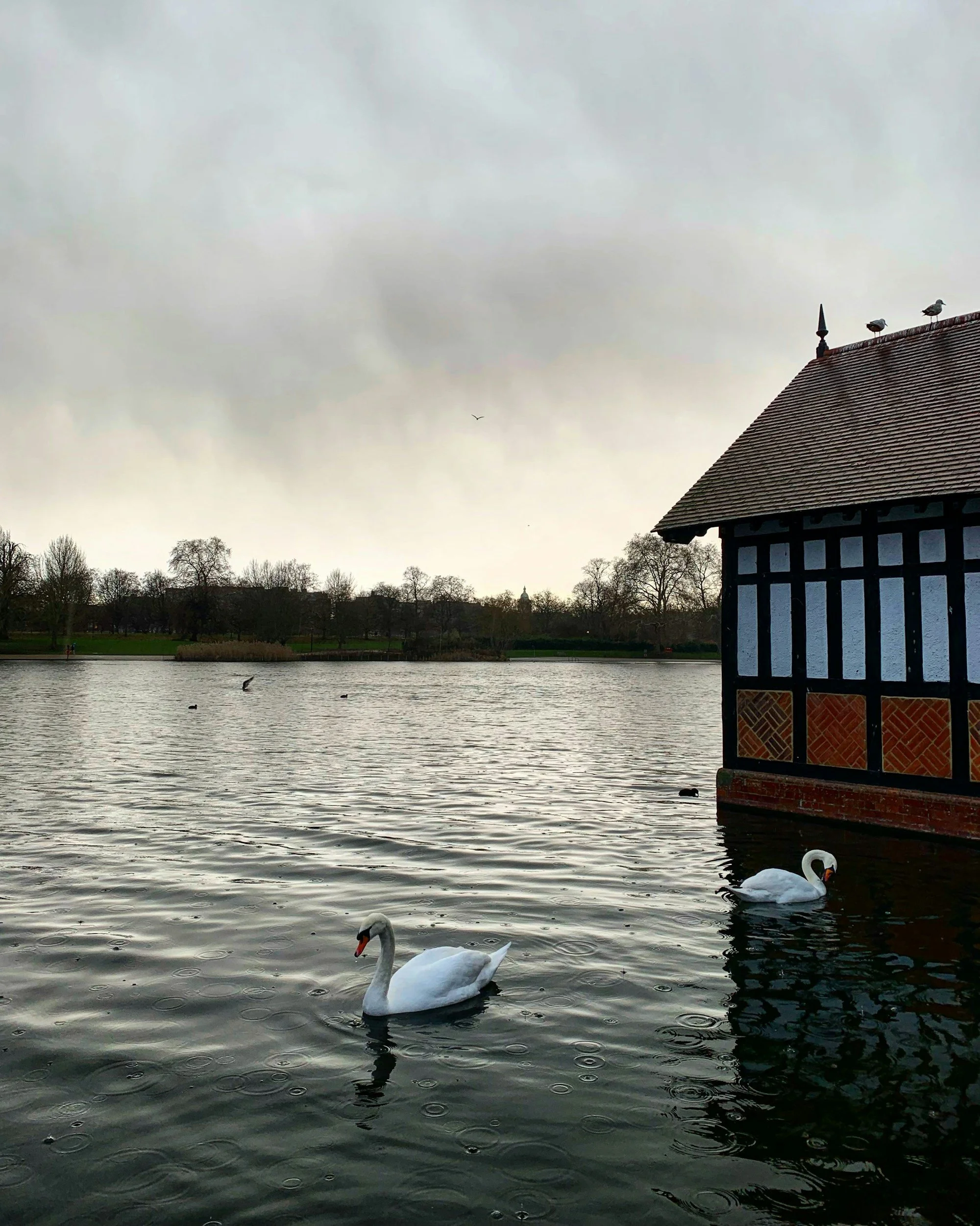 12 Beautiful Day Trips From London to Take This June