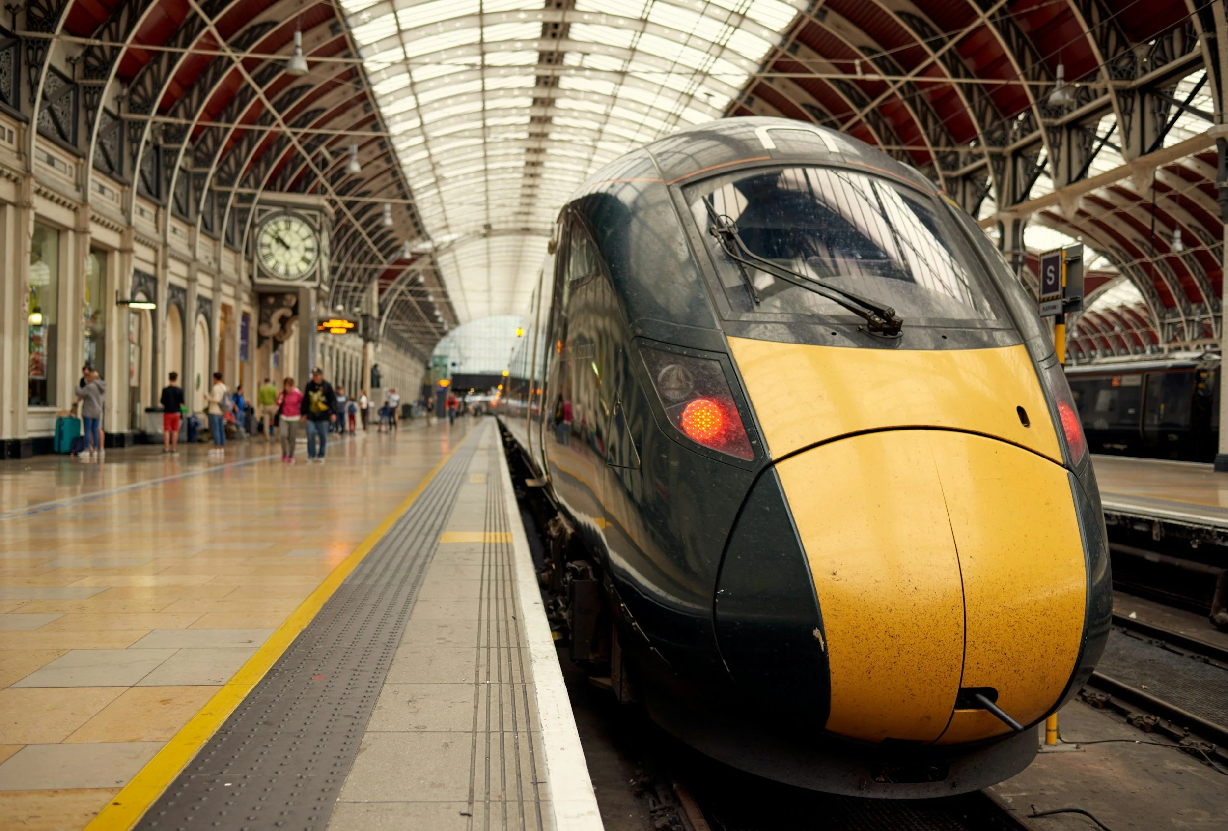 The Best Day Trips From London Without Needing a Car