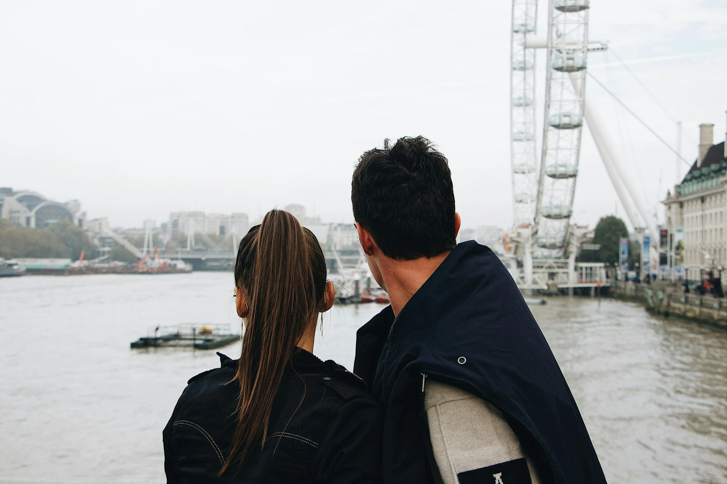 Best Date Ideas on a Rainy Day in London: 9 Things to Do