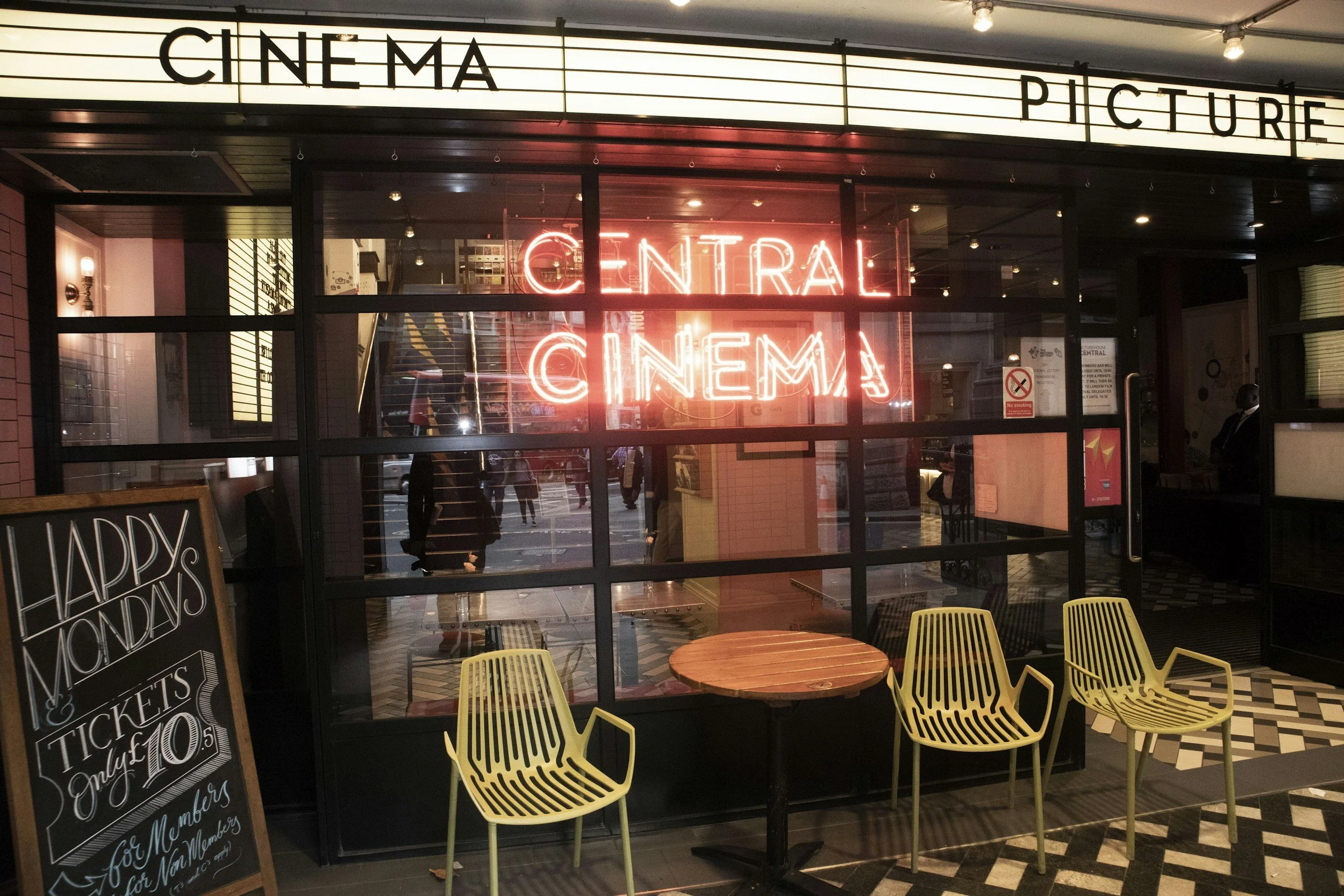 19 Places to Watch Films in Unique London Locations