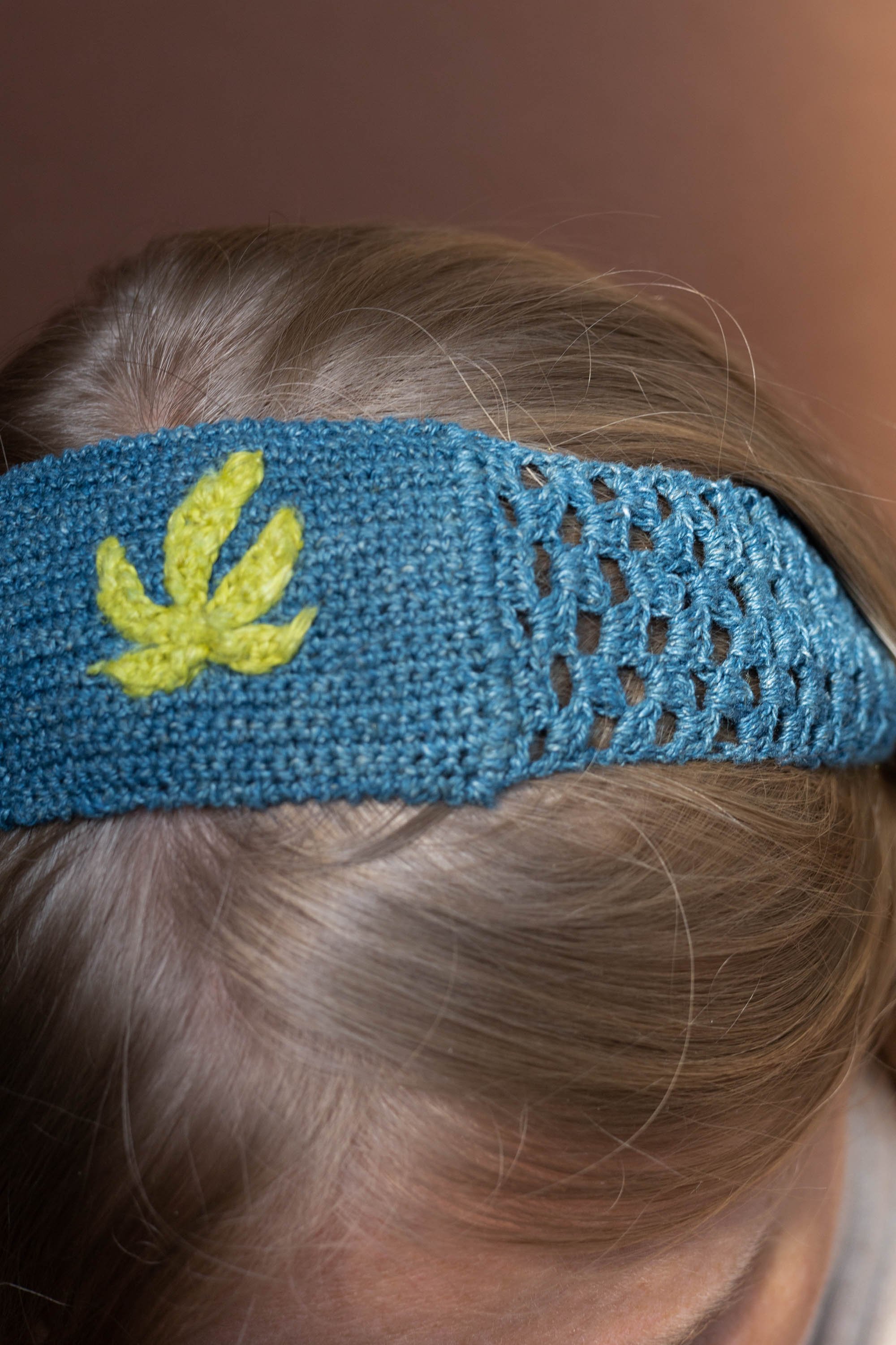 hair tie cannabis leaf