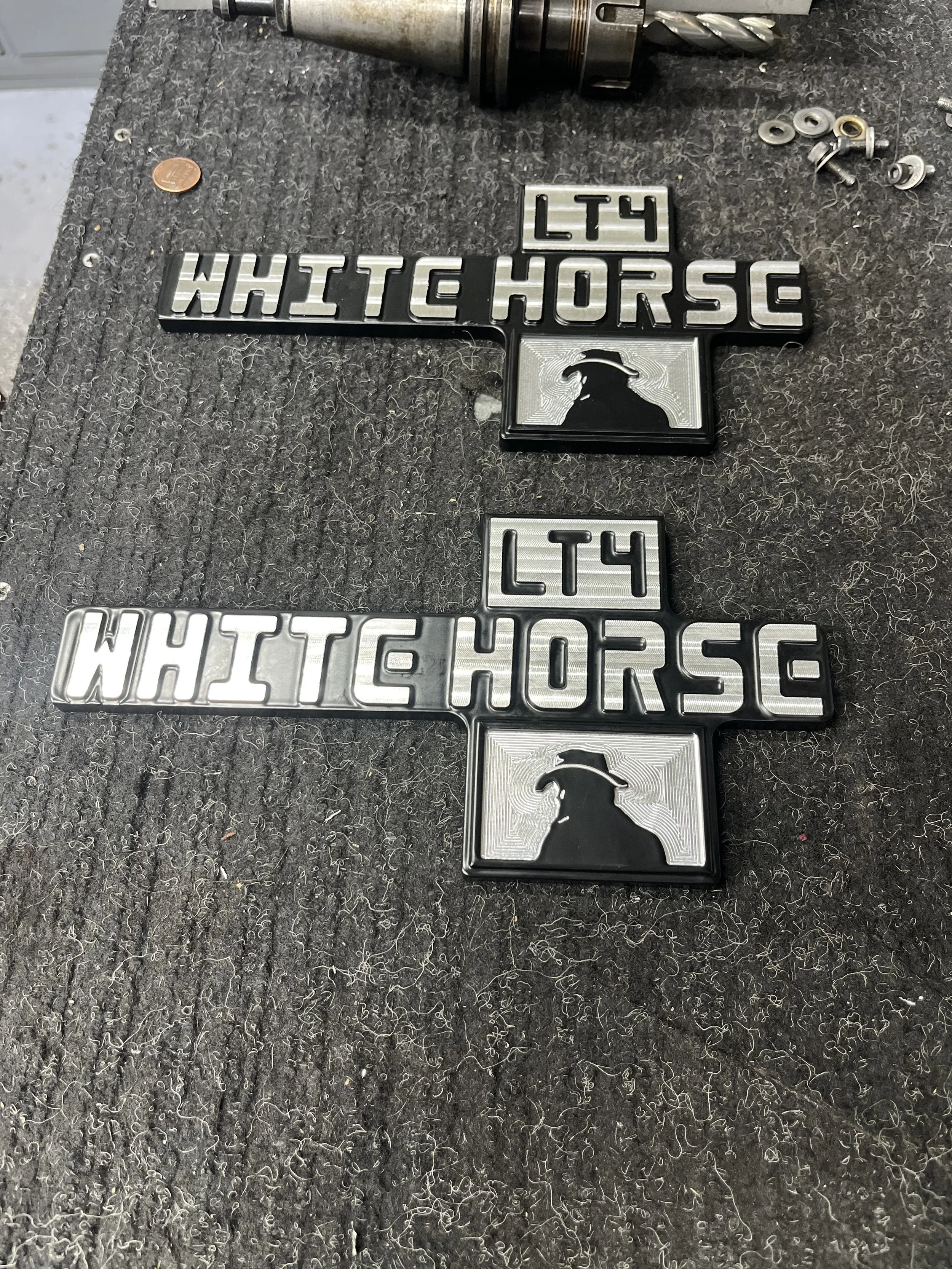 C10 WHITE HORSE EMBLEM