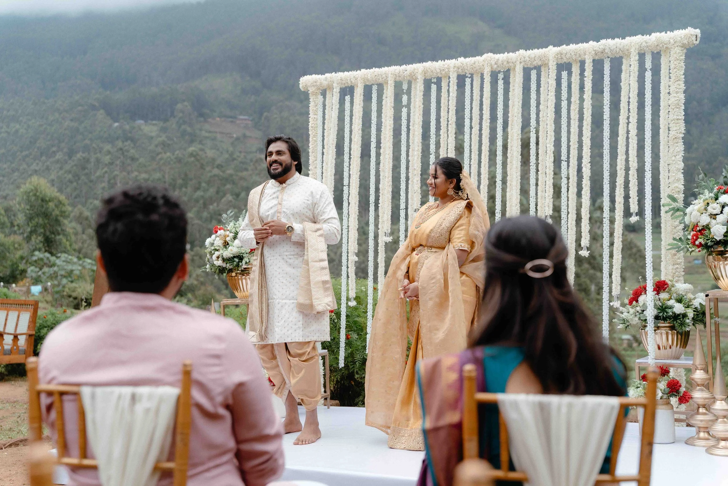 under the mountains-21.jpg