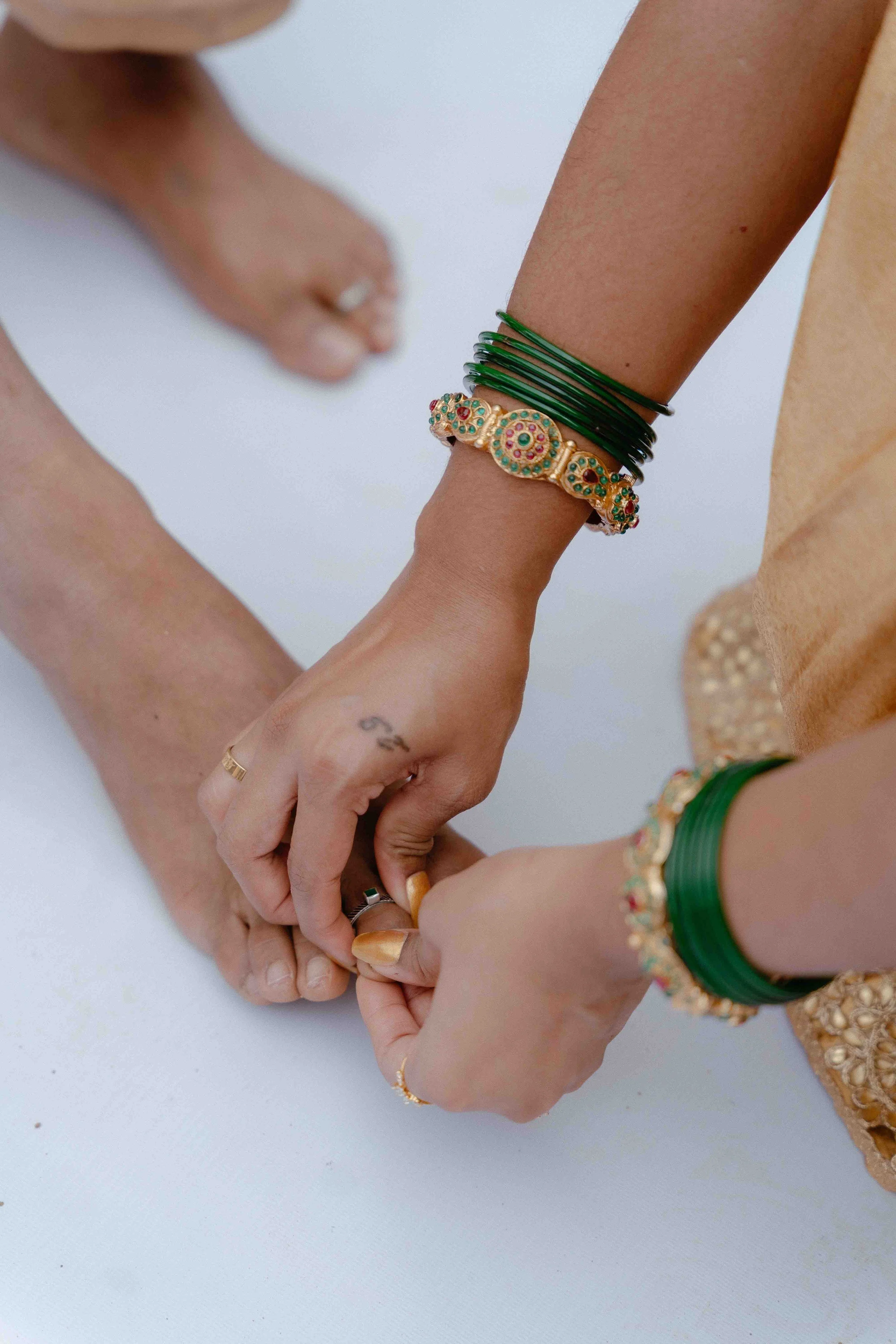 under the mountains-28.jpg