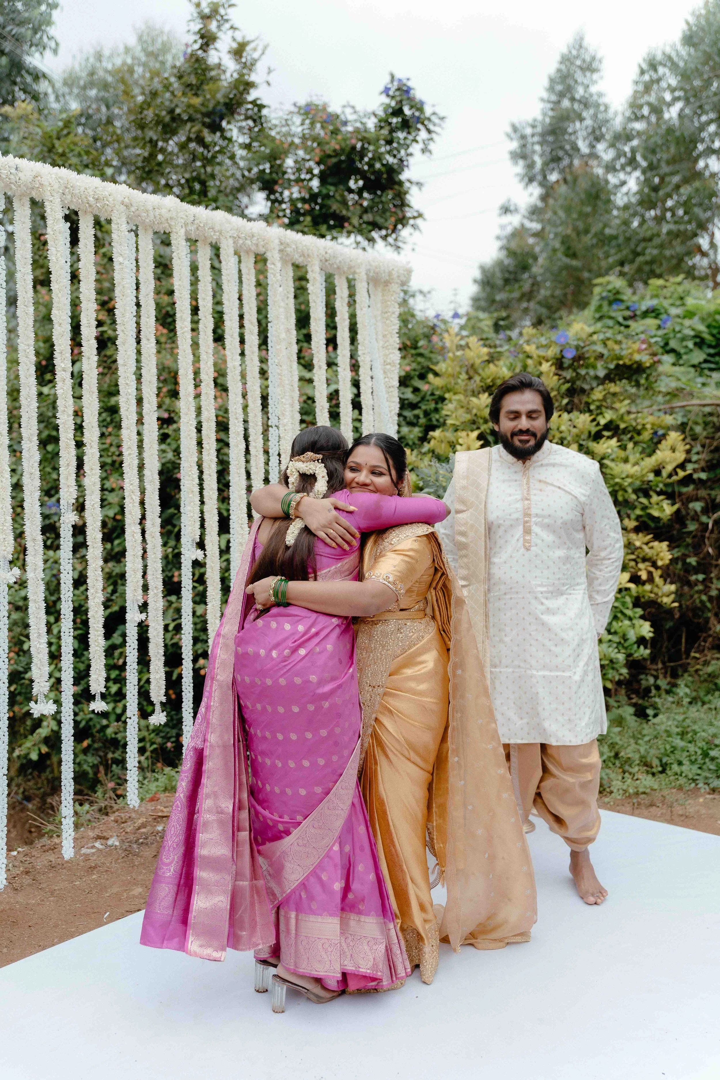 under the mountains-30.jpg