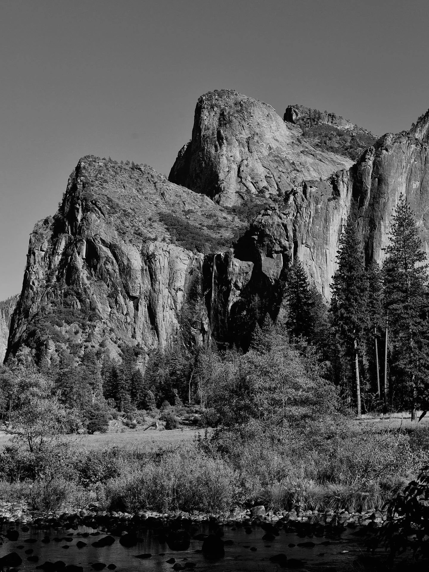 Everyone has a little bit of &lsquo;I want to save the world&rsquo; in them. It&rsquo;s okay if you only save one person. And it&rsquo;s okay if that person is you. #yosemite_national_park #yosemite #protectnationalparks #nikonphotography #nationalpa