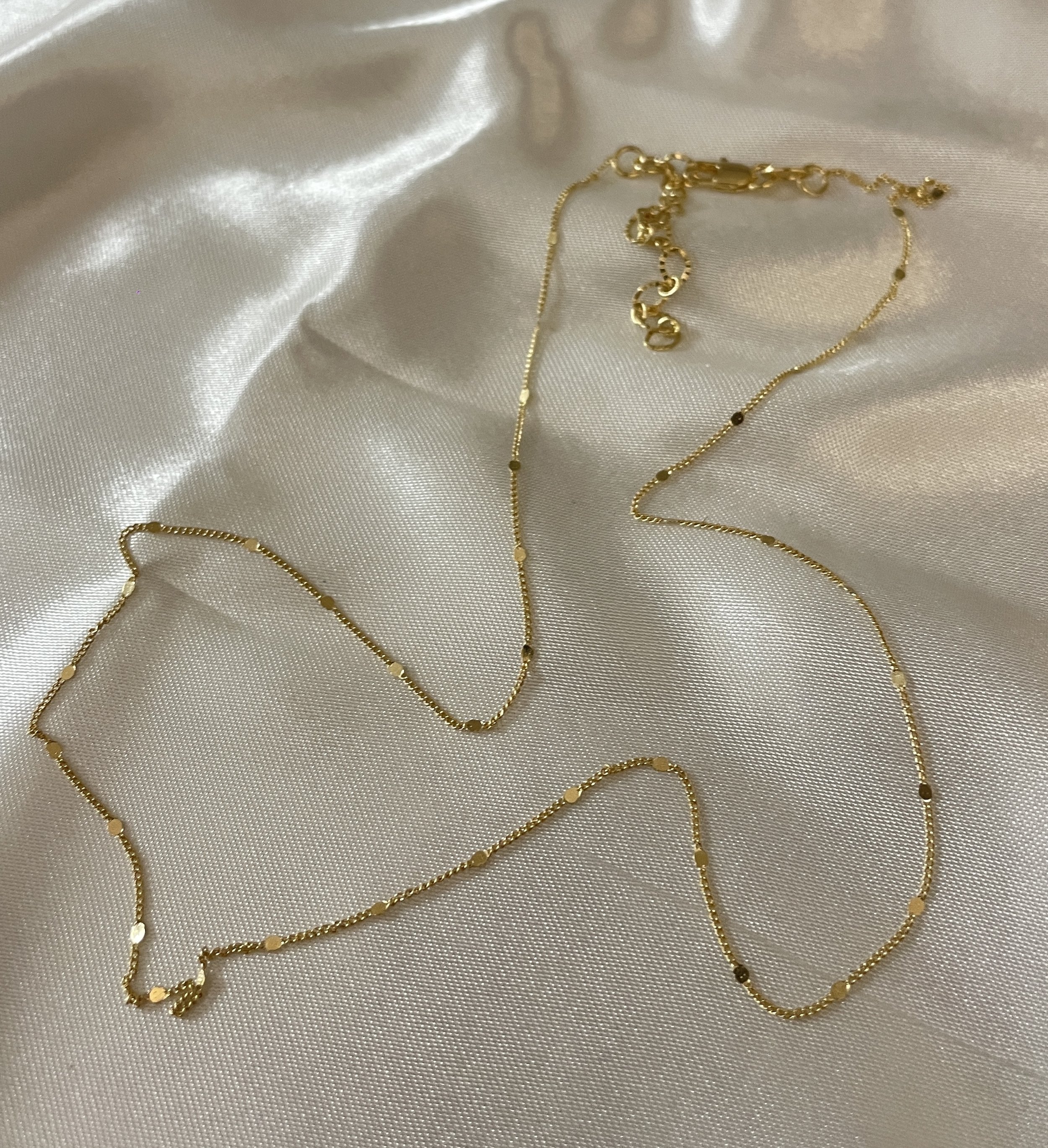Curb Chain With Pressed Details