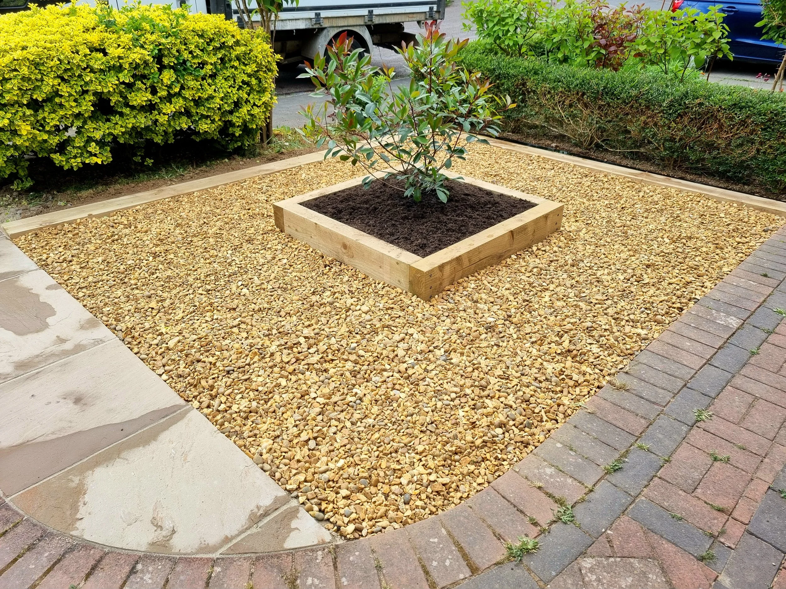 Small front garden renovation, after.