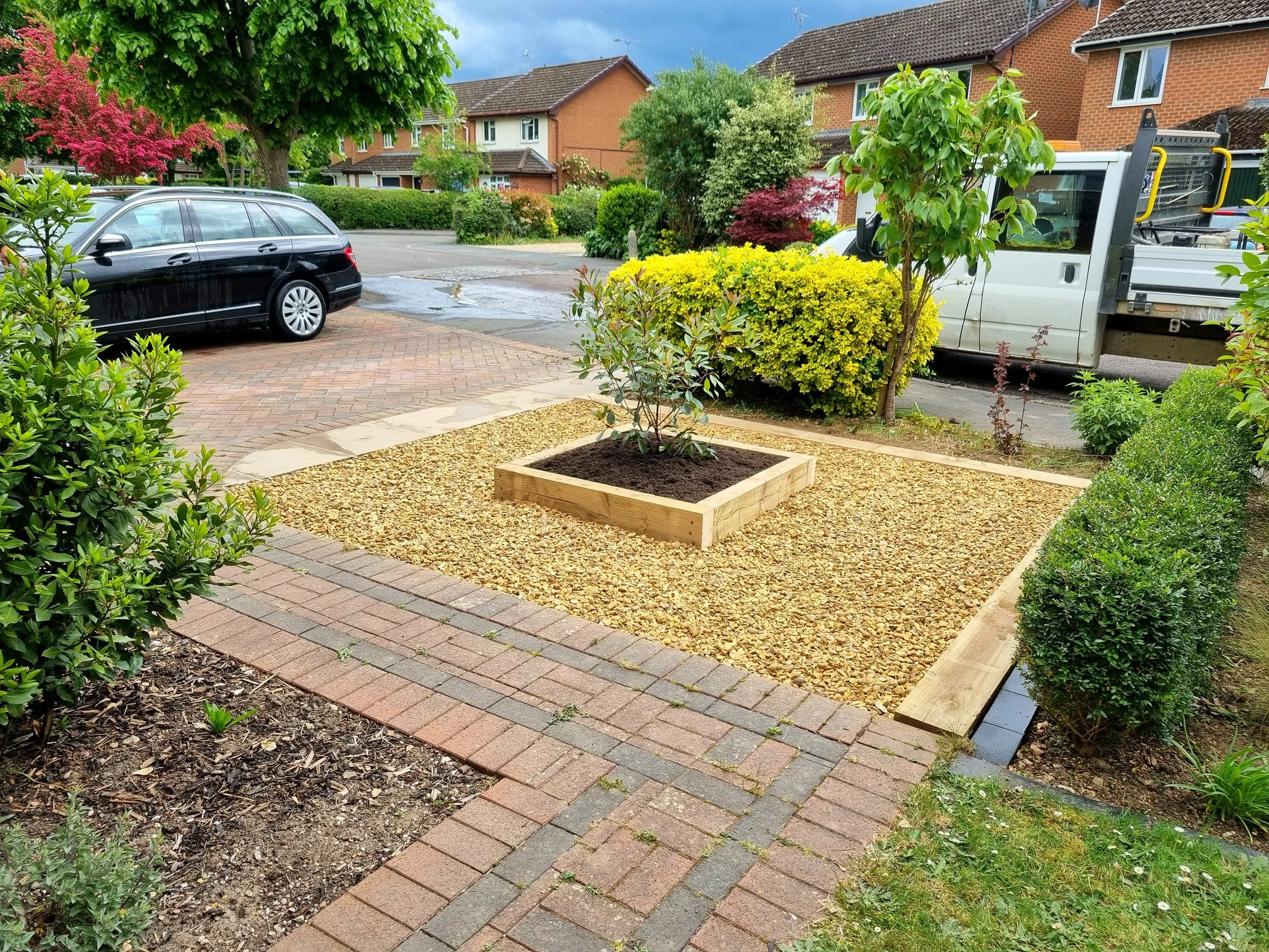 Small front garden renovation, after.