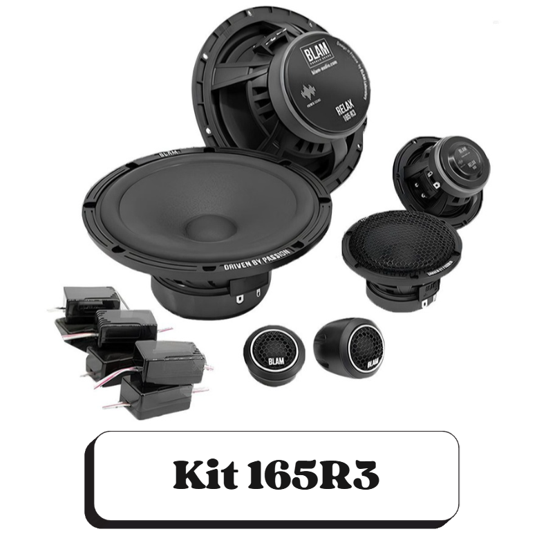 Un kit audio pour voiture comprenant des haut-parleurs, des tweeters, un amplificateur, et un boîtier de contrôle, avec une étiquette indiquant 'Kit 165R3'.