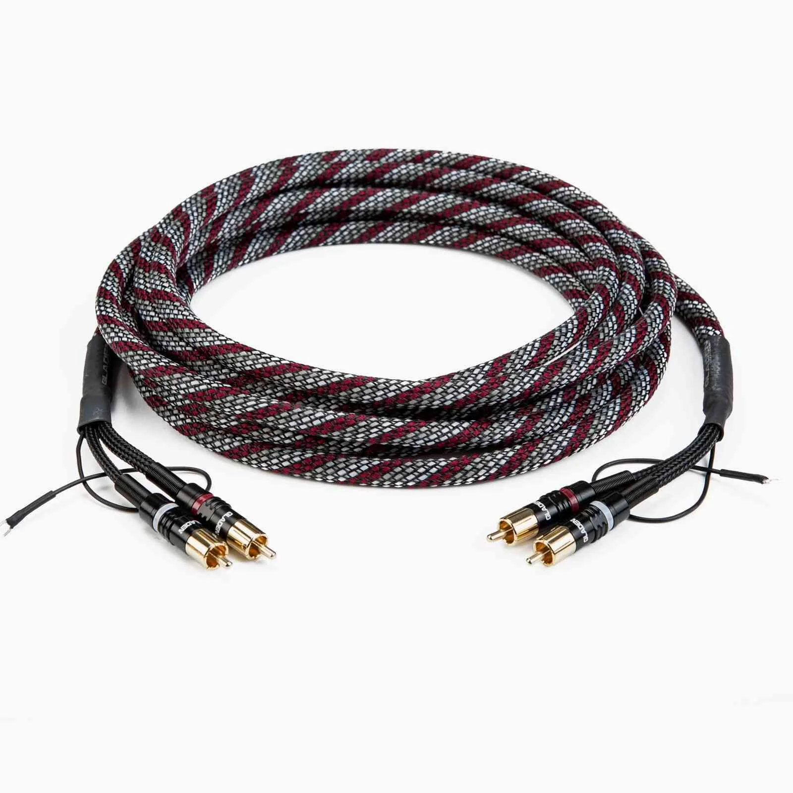 Câble audio avec fiche RCA, tressé noir, rouge et blanc.