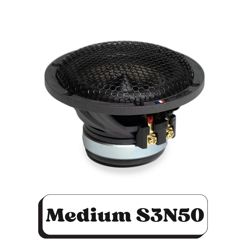 Un haut-parleur de haute fidélité de taille moyenne avec une grille en peau de poule noire. La légende indique Medium S3N50.