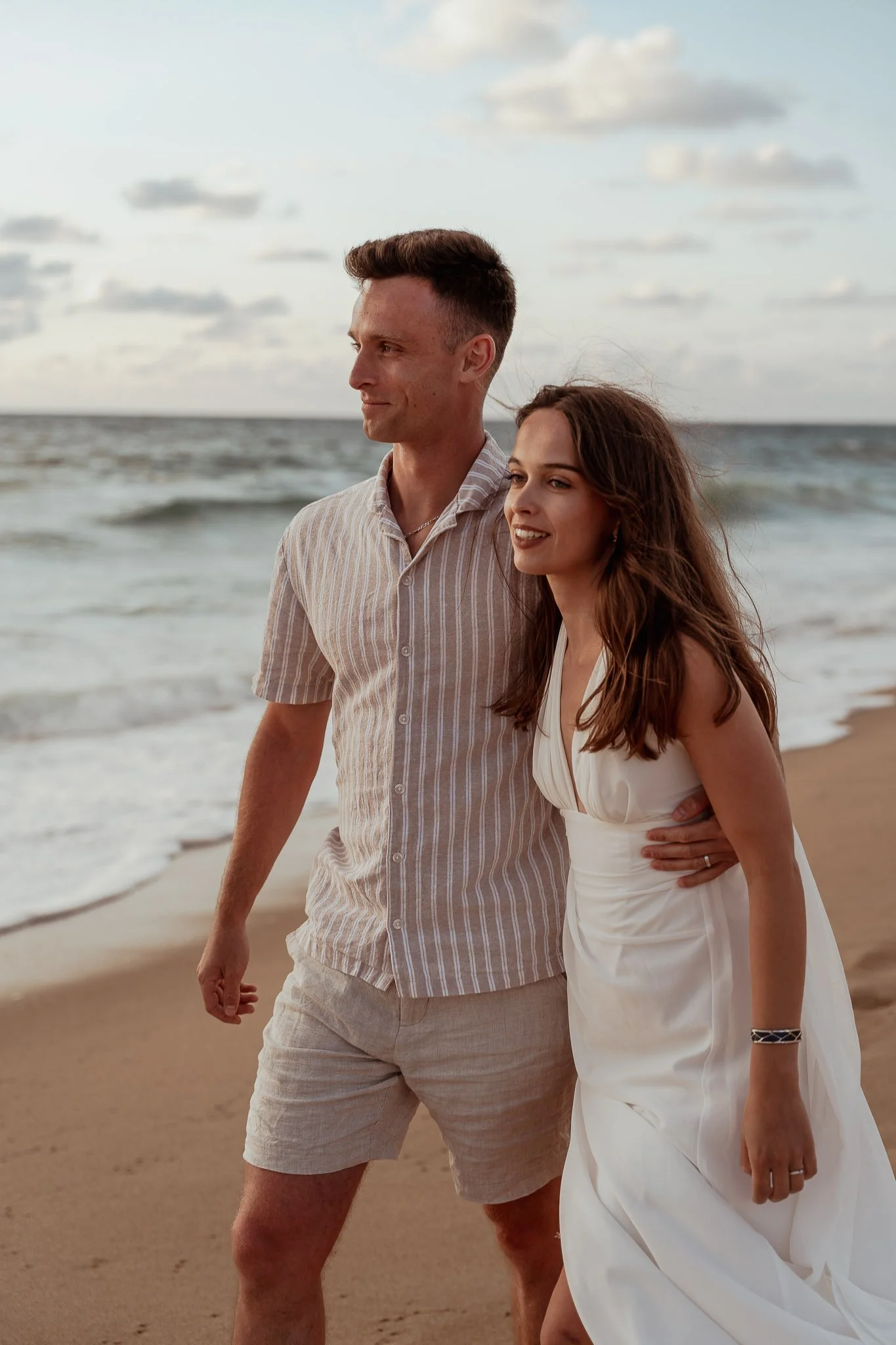 photographe-couple-capbreton-couple-complice-bord-ocean.jpg