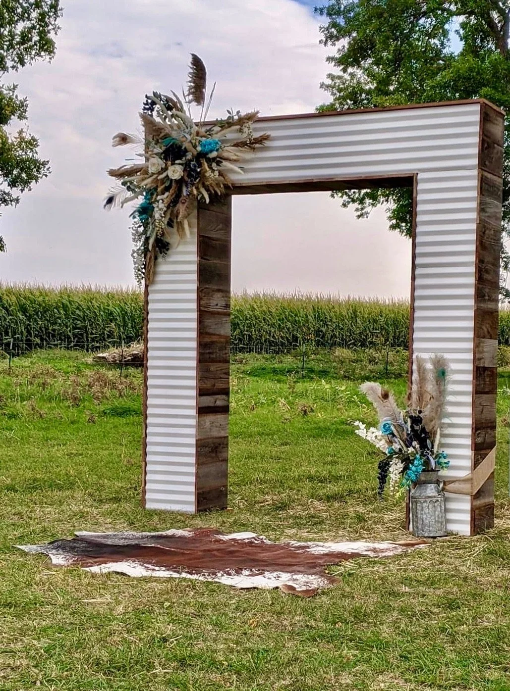 Rustic Barn Arch .JPG