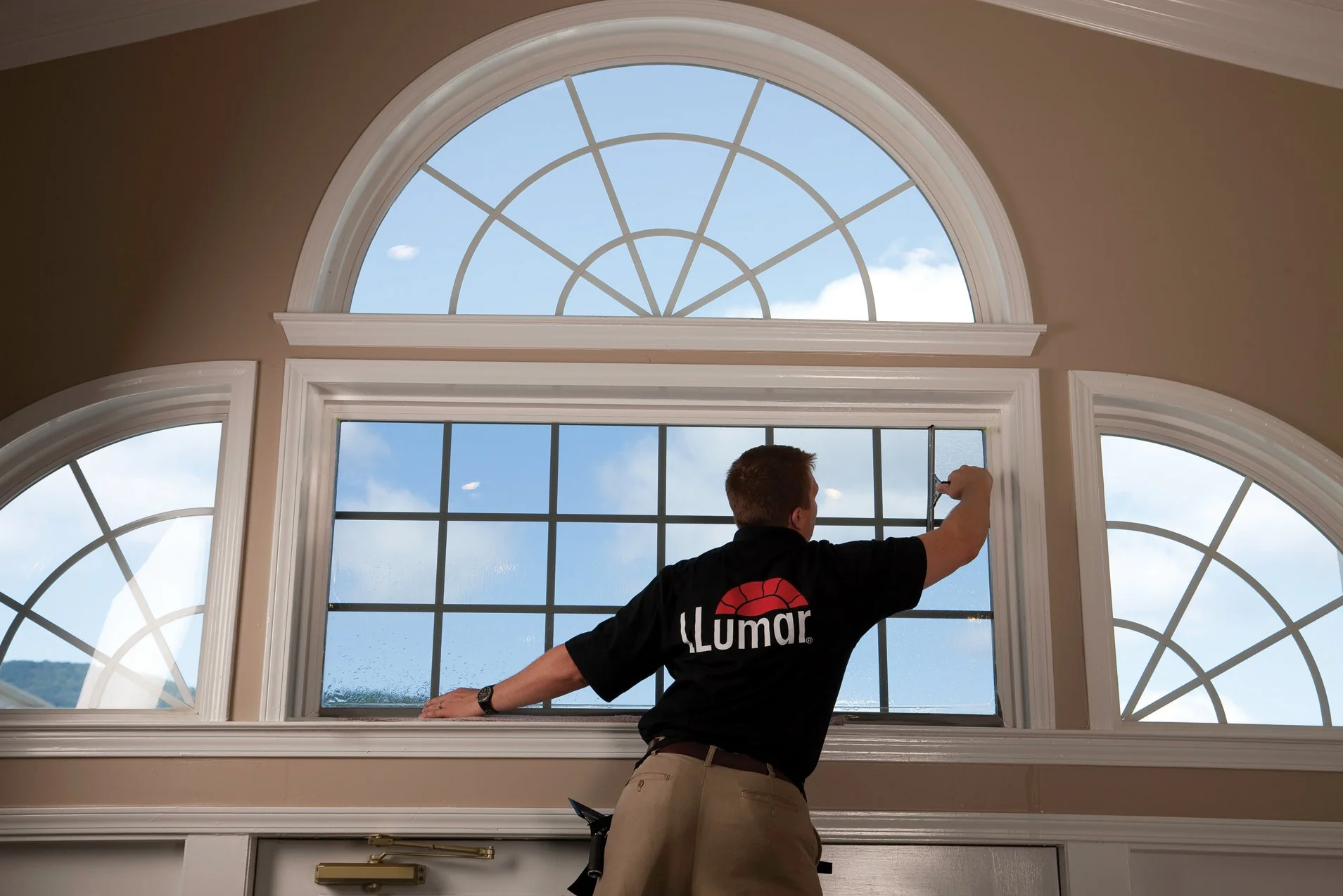 Transform Your Home: The Ultimate Guide to Finding Residential Window Tint Near You