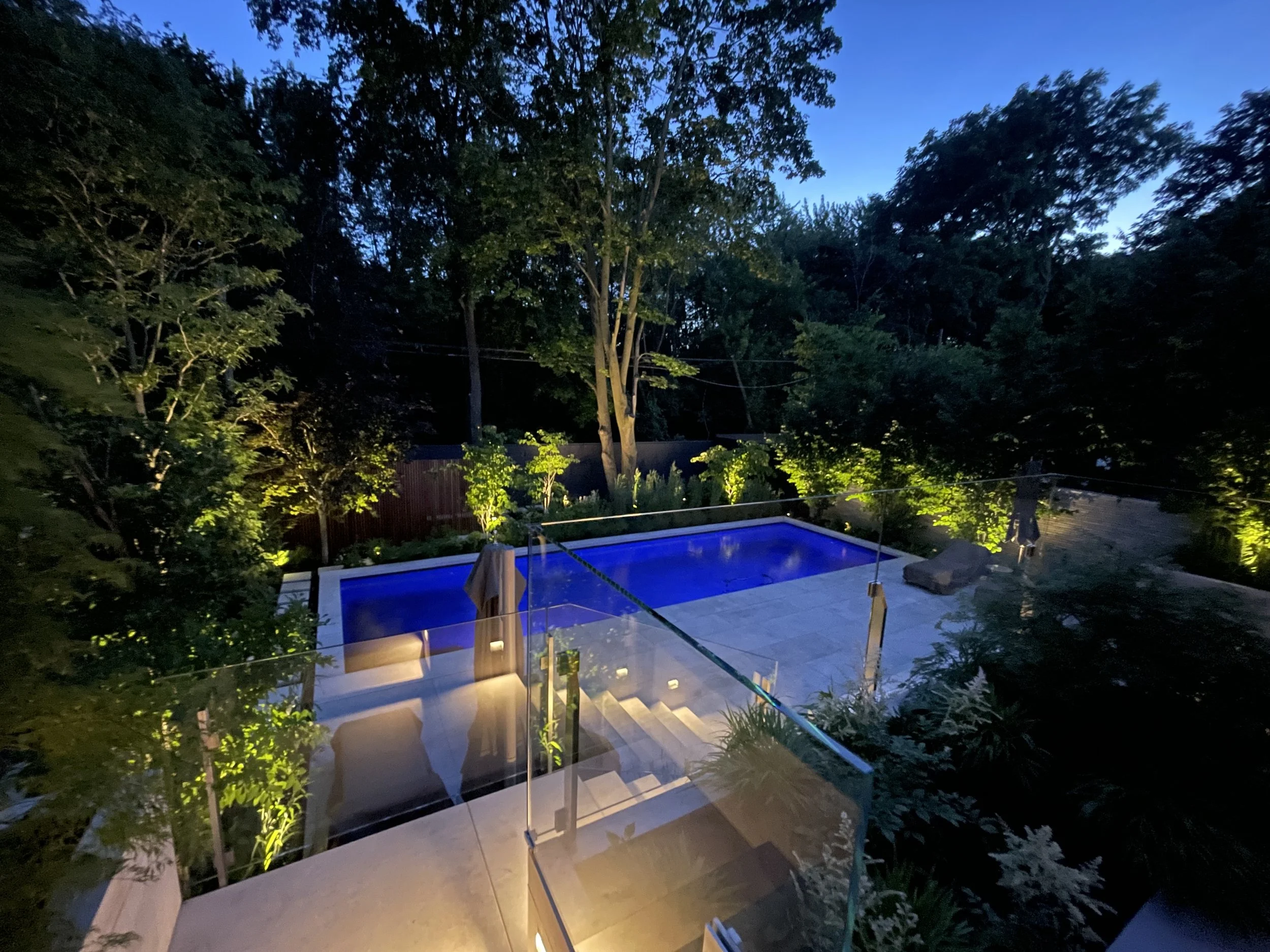 modern-backyard-lighting-collingwood.jpeg