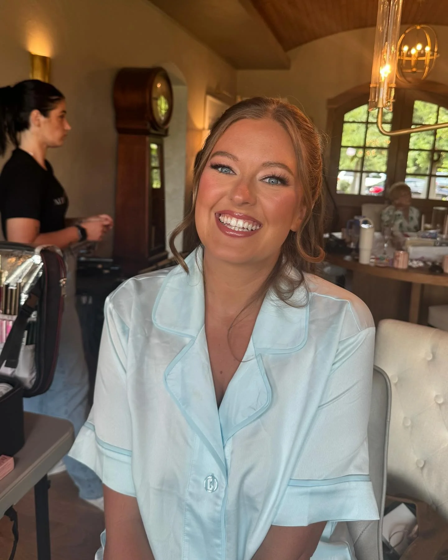 Anika!! 
The living definition of sunshine! ☀️ 
What an angel! I loved working with you. So polite and sweet. During our trial we went a bit more glam but toned down a little for her big day. She does not wear makeup at all- so it was important that 