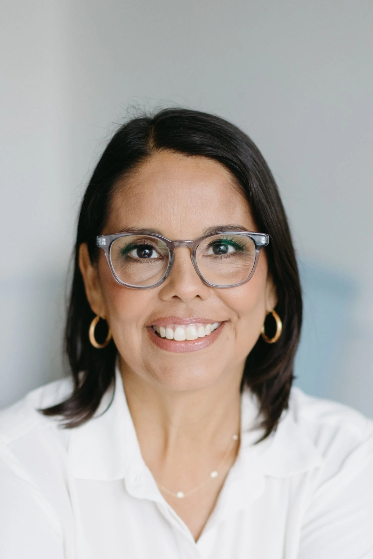 Alexis de la Rosa, bilingual therapist in Bethesda.