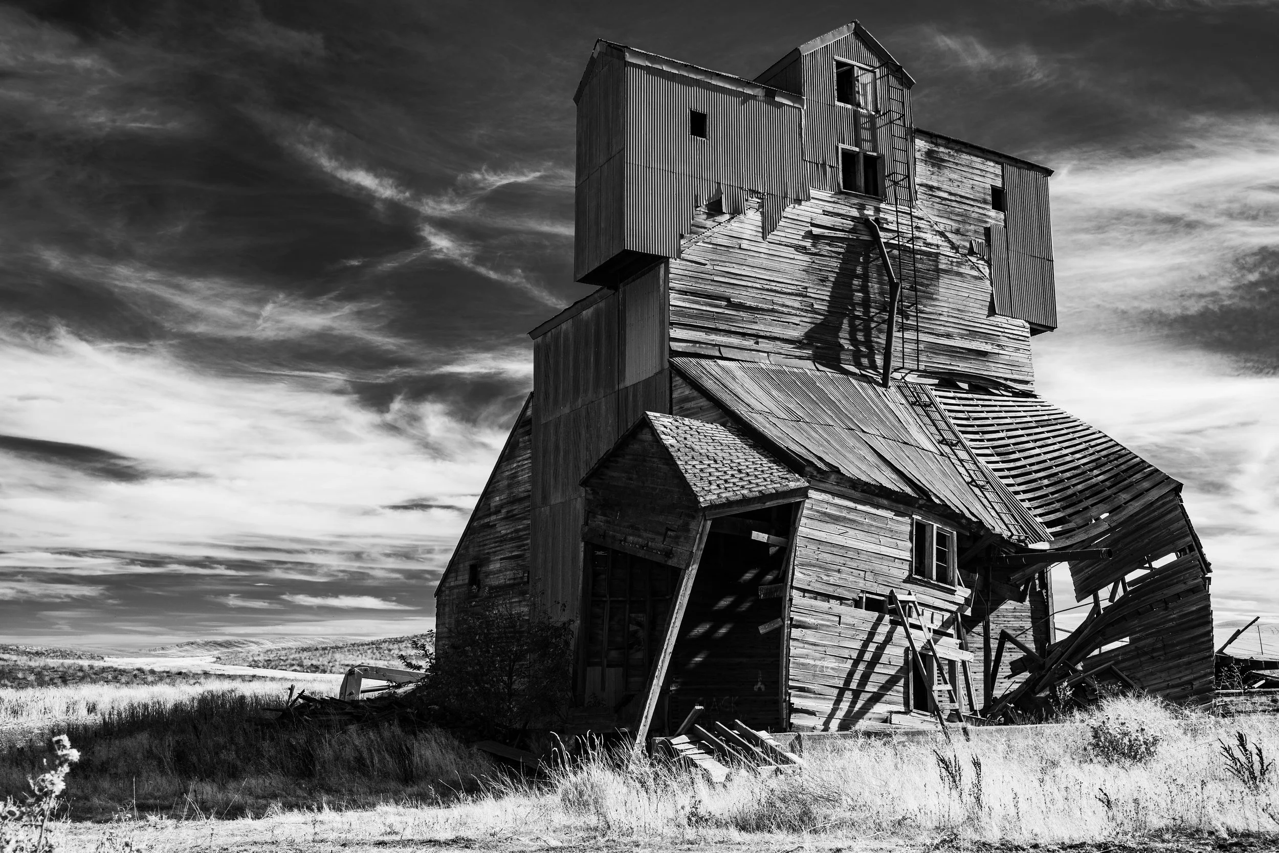 Abandoned Architecture