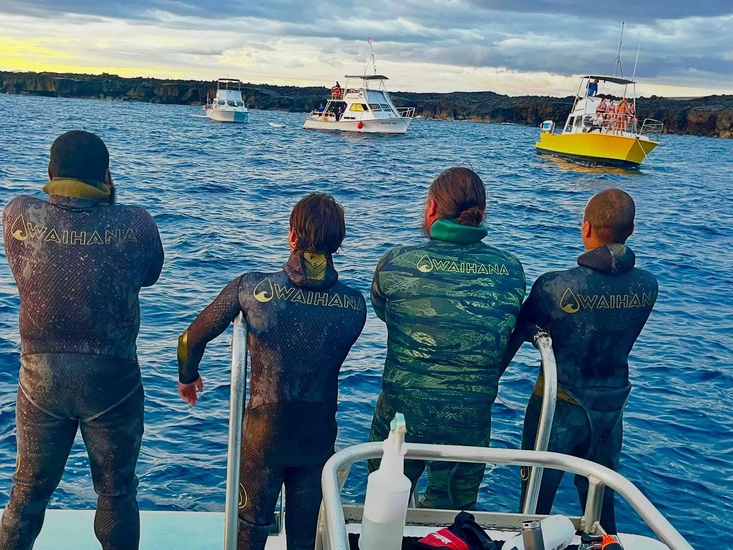 Crew at Manta Ray Dives of Hawaii knows Waihana wetsuits will keep us warm day after day and night after night in the water! @waihana.wetsuits