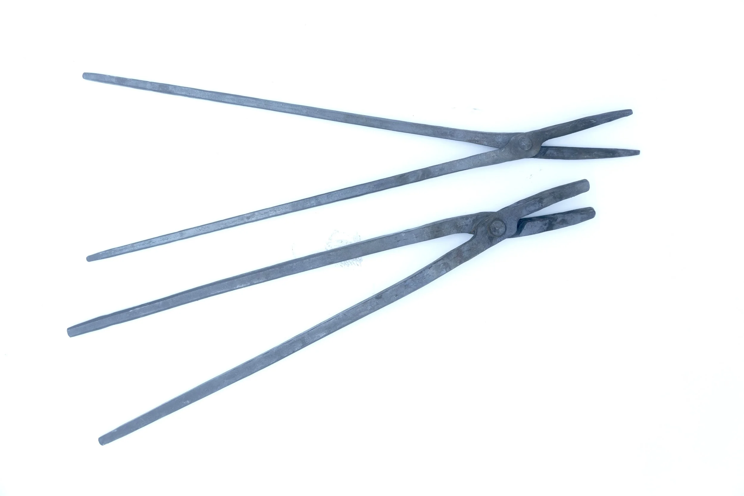 tongs. mild steel