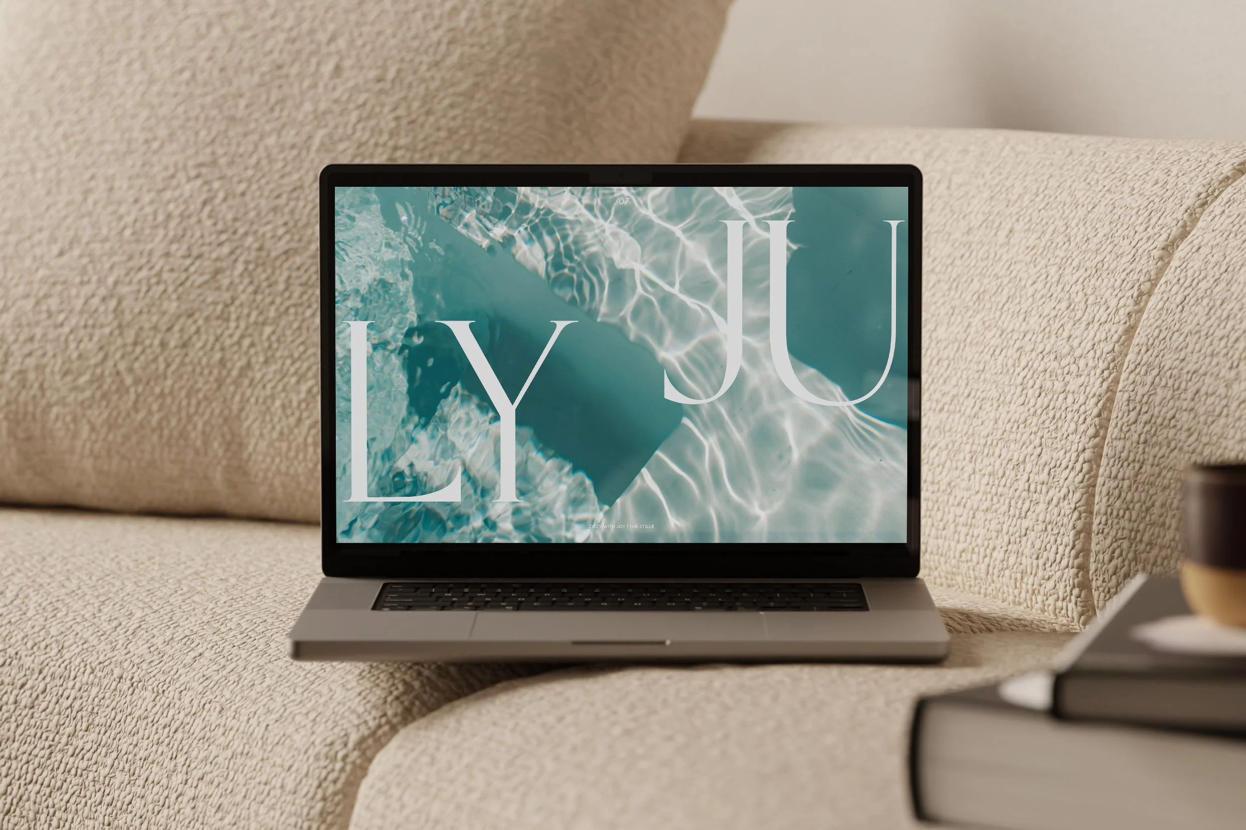 July 2026_Wallpapers_Simple_10.jpg