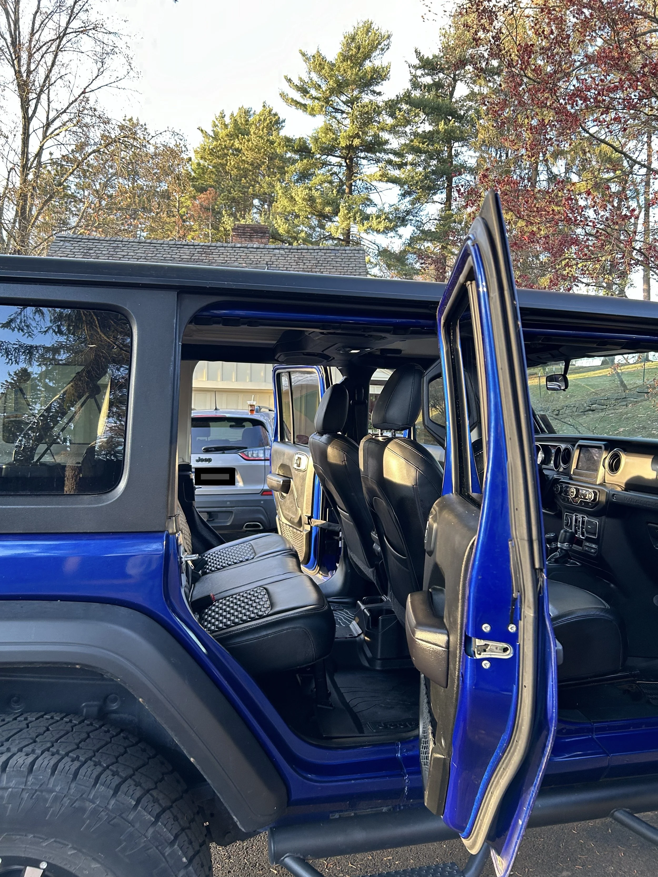 Jeep-FOUR.jpg