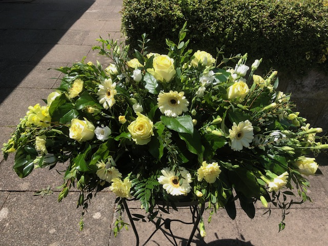 Yellow Casket Spray